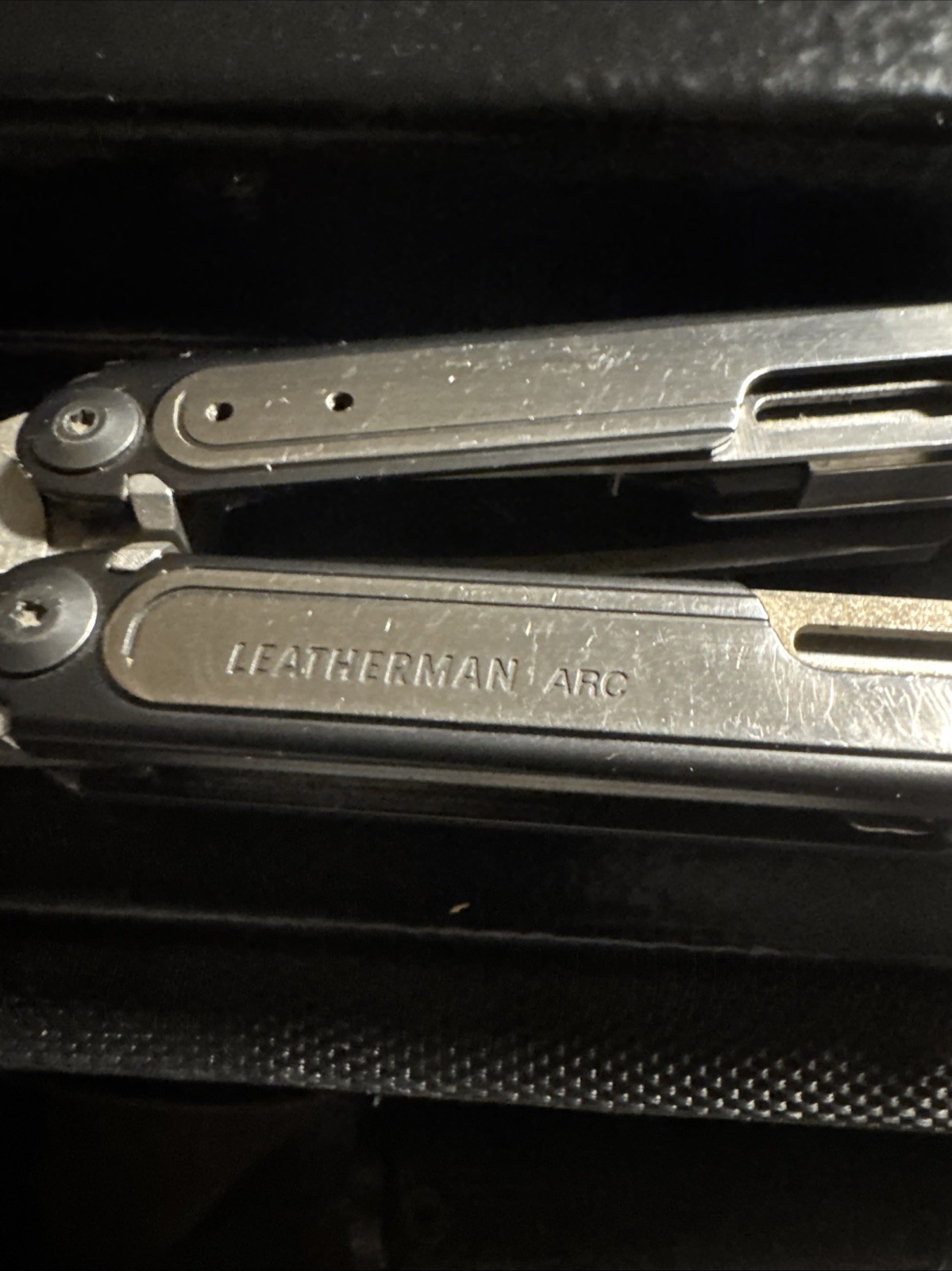 Leatherman ARC Premium Multitool – MagnaCut Blade – Excellent Condition