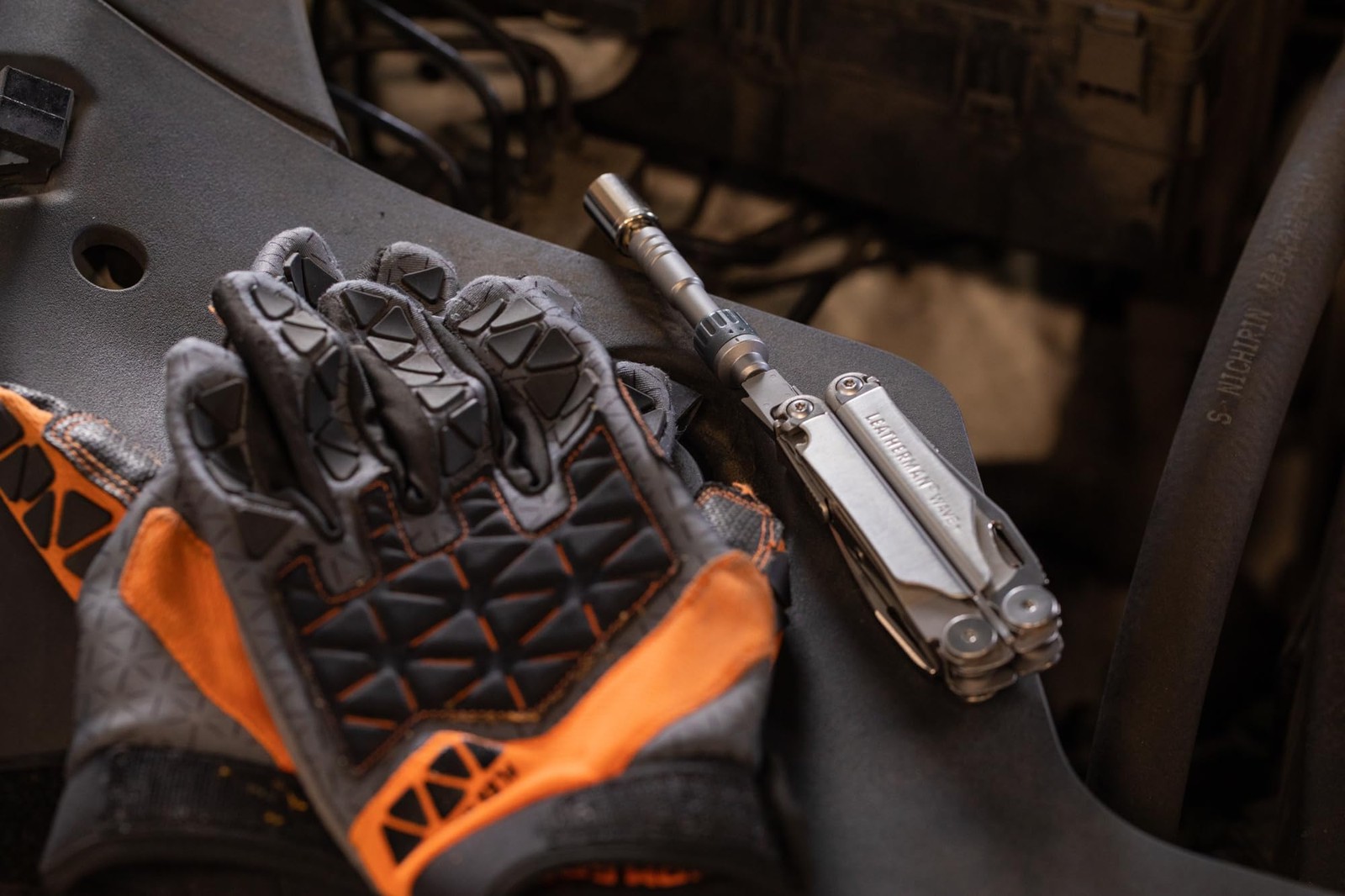 Leatherman, Ratchet driver, fits both Leatherman flat bits and standard ¼ inch