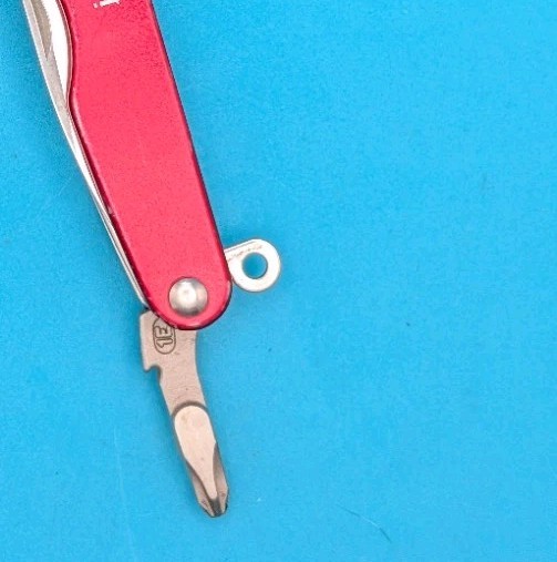 Leatherman Juice C2 Red Multi Tool! RETIRED!