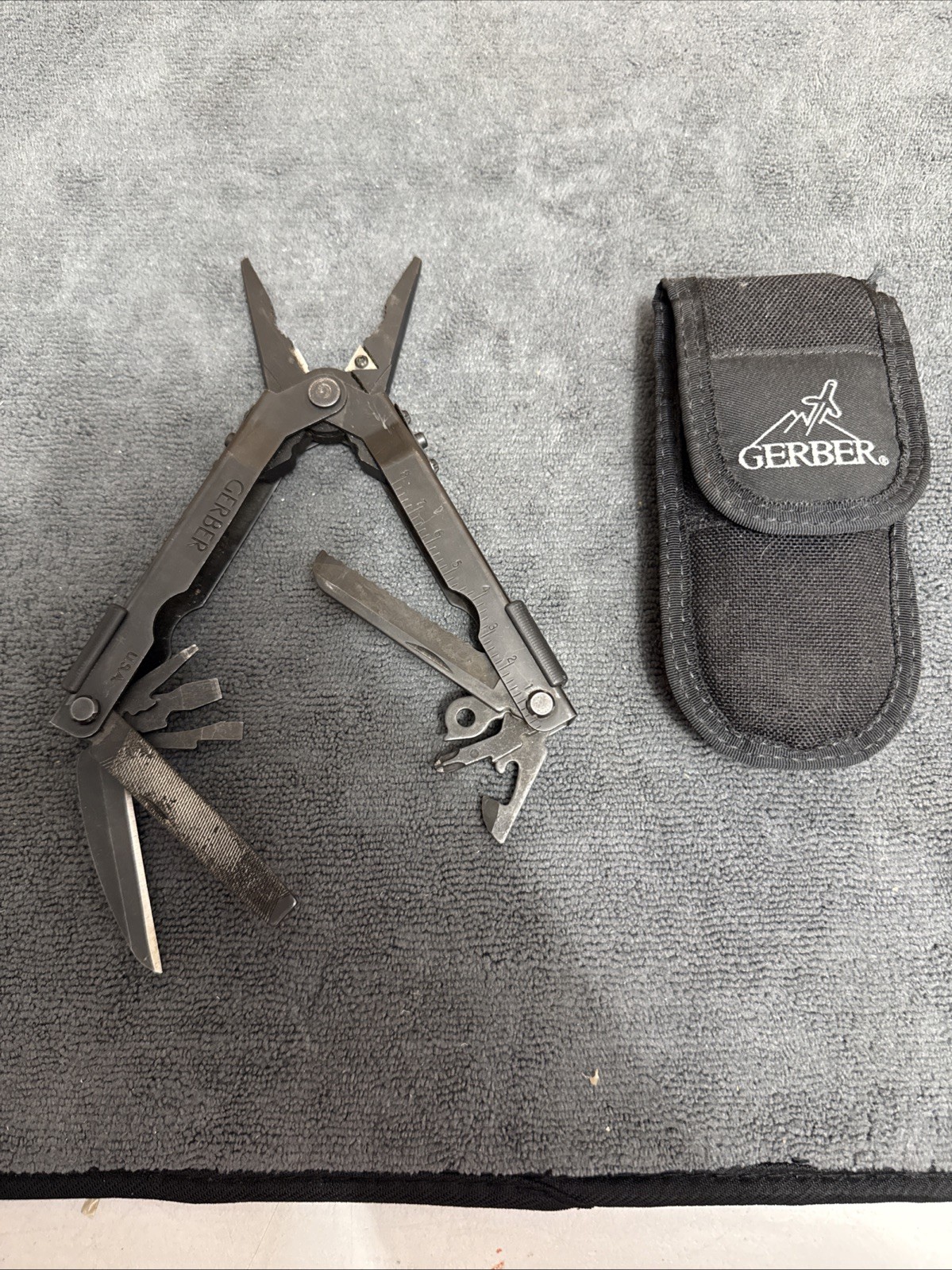 Gerber Multi-Plier Black NeedleNose Carbide Cutters w/Sheath