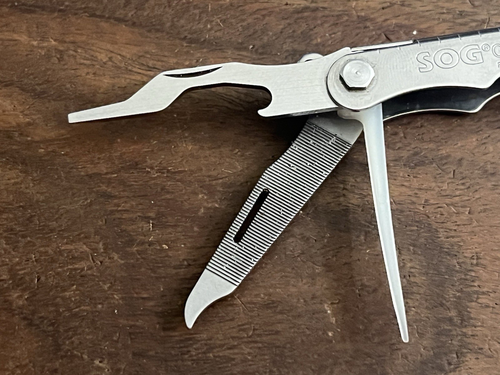 SOG Crosscut Multitool Knife TSA Confiscated w/SOG Sheath ~TASKCo￼