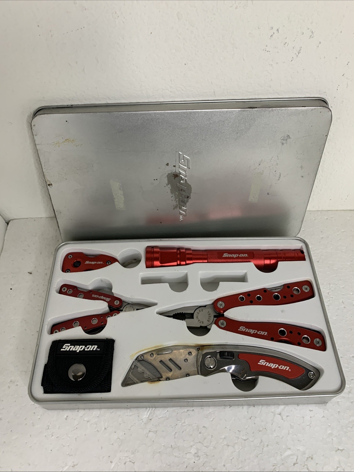 Snap On Tools 5 Pieces Stainless Steel Red Metal Multi Tools Missing Batteries