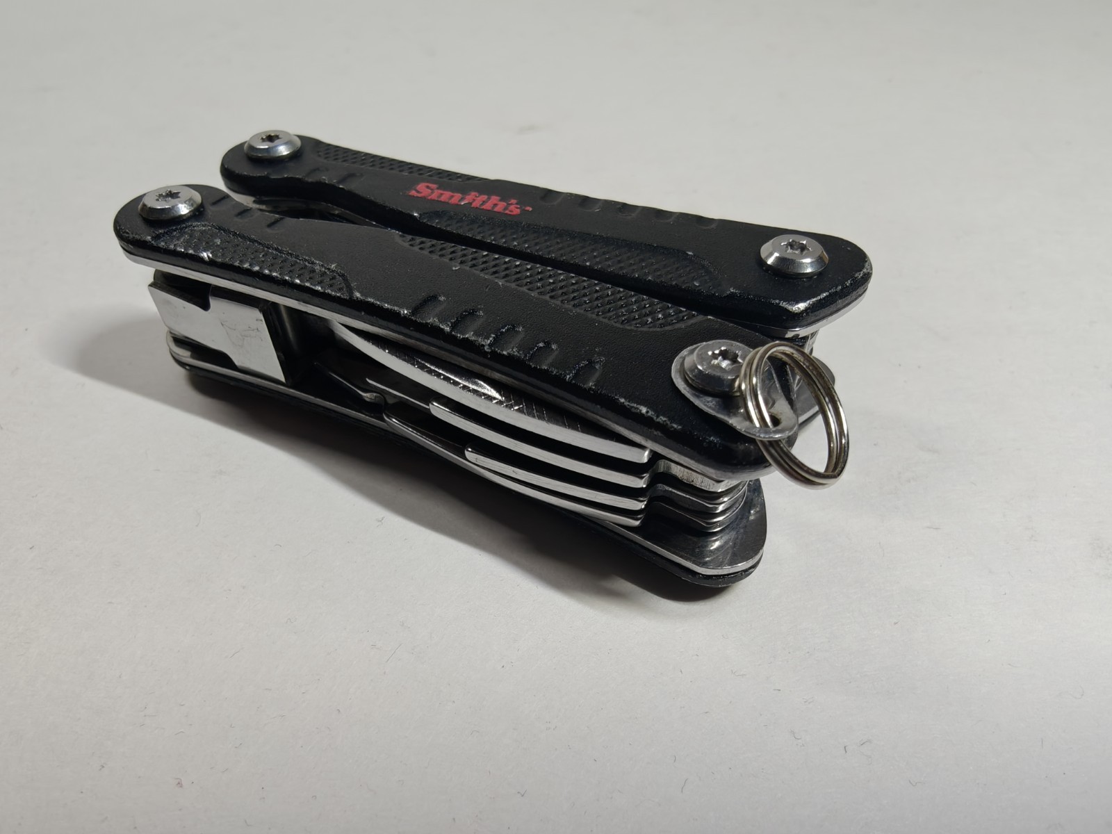 Smith’s & Trades Pro Multi Tool Lot of 2 – Pliers Knife Screwdriver EDC