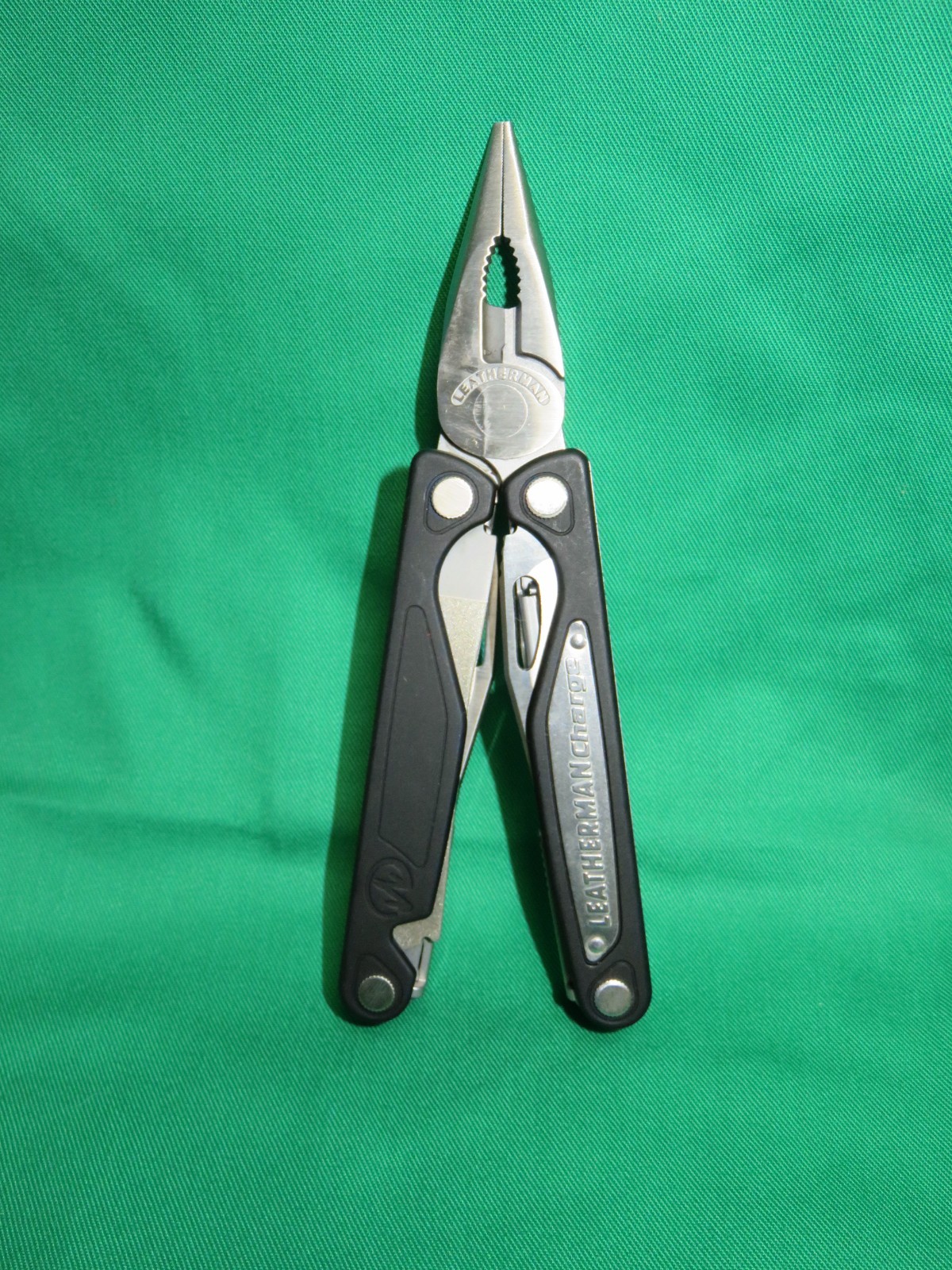 Leatherman Charge AL Multi-Tool 830662 W/ Sheath & Bit Kit (a) – NEW