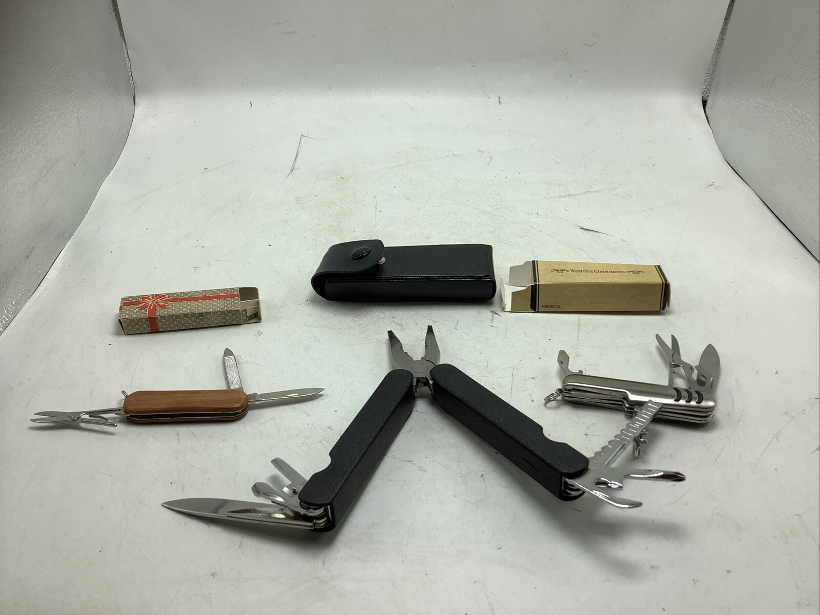 Early Times Multi-Tool Utility Pocket Knife Lot Of 3