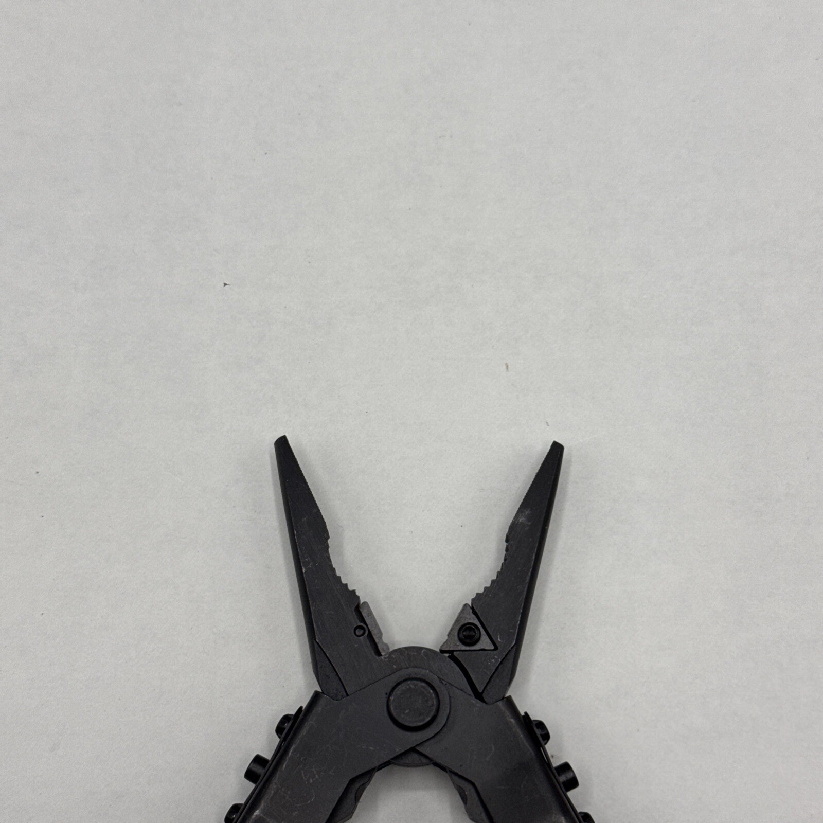 Gerber MP 600, Carbide Cutters, Needlenose – Black
