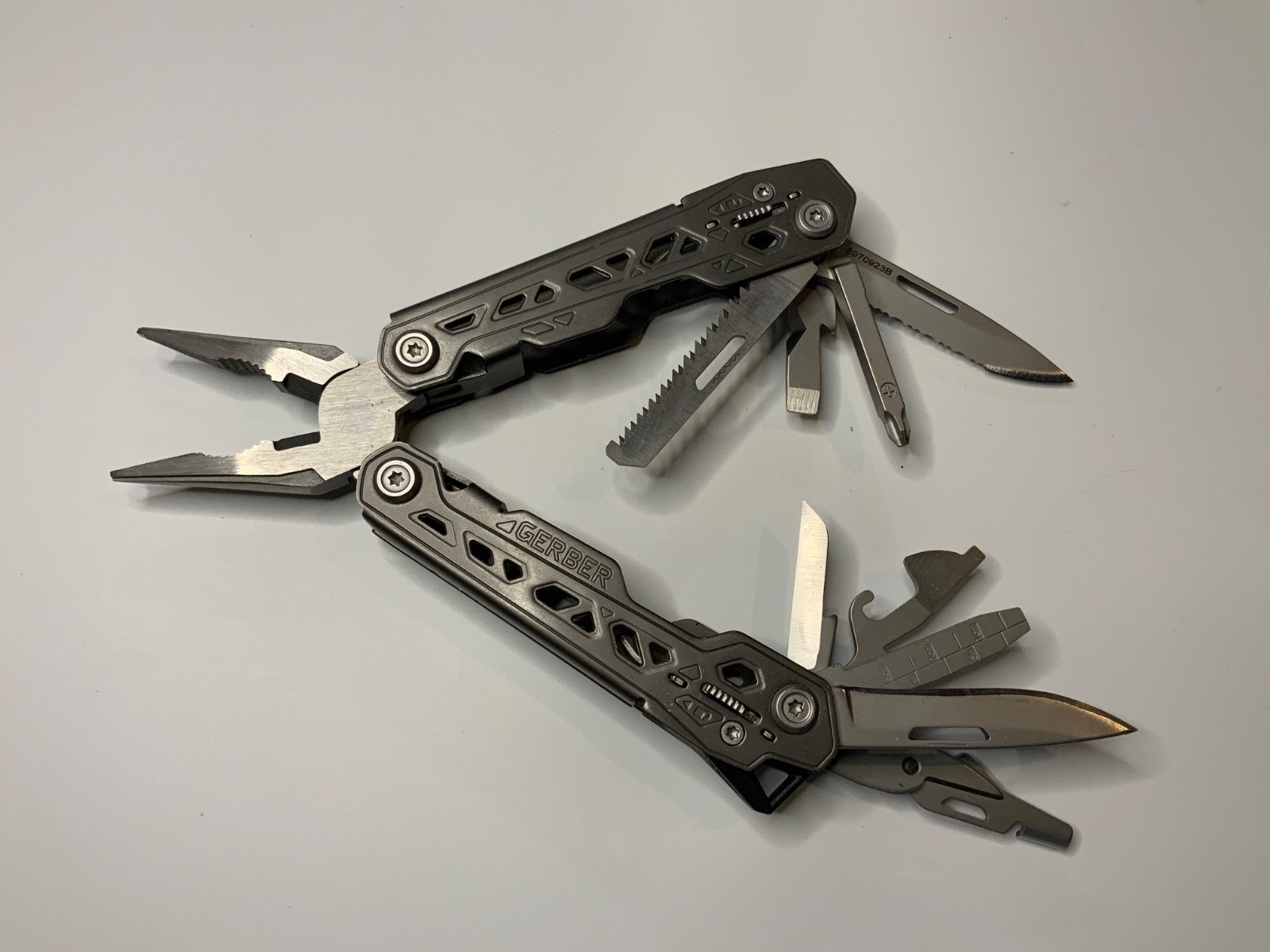 Gerber Truss 17-in-1 Pliers Multi Tool – No Sheath