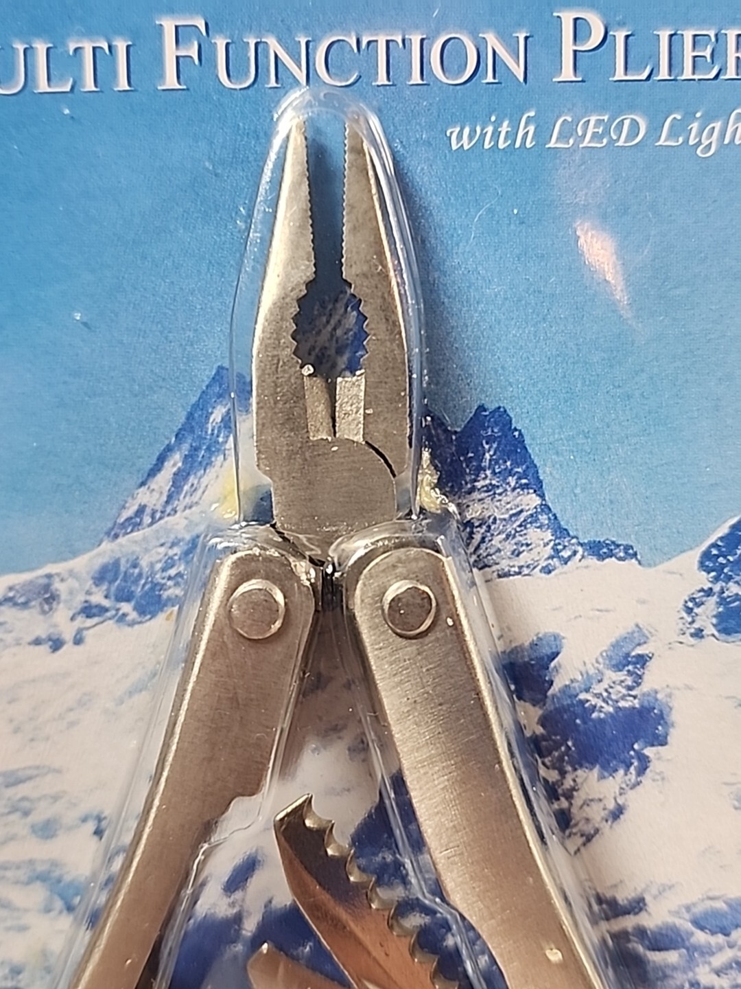 SE MULTI FUNCTION PLIER WITH LED LIGHT L13