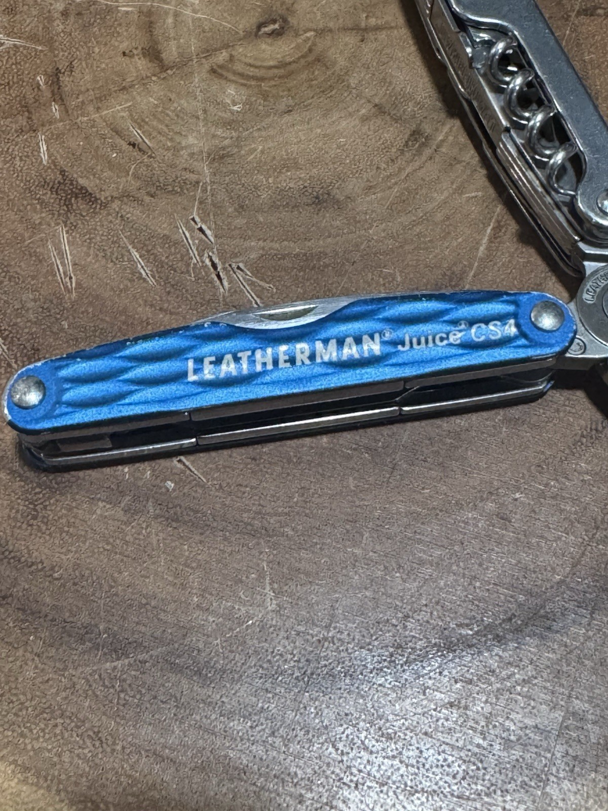 Leatherman Juice CS4 EDC Multitool