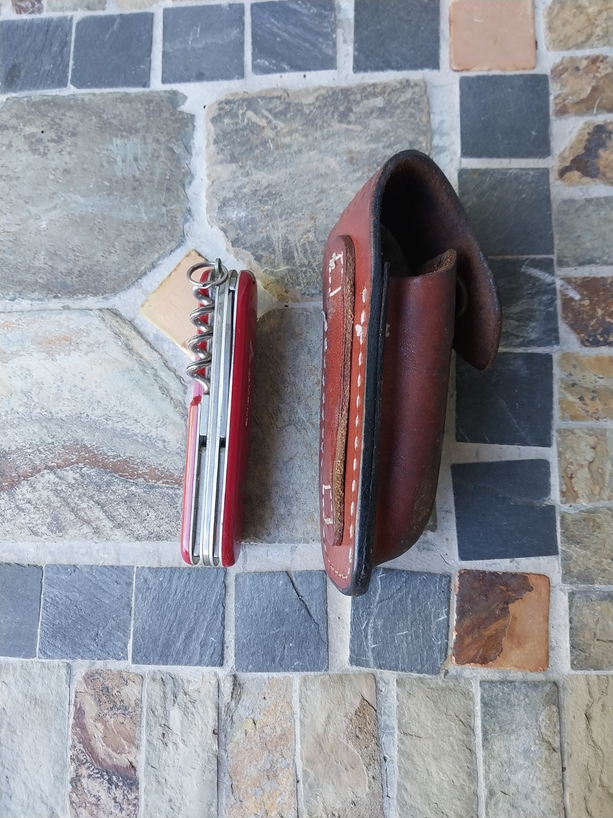 Victorinox Camping Swiss Army Knife Red Multi-Tool w/ Leather Pouch