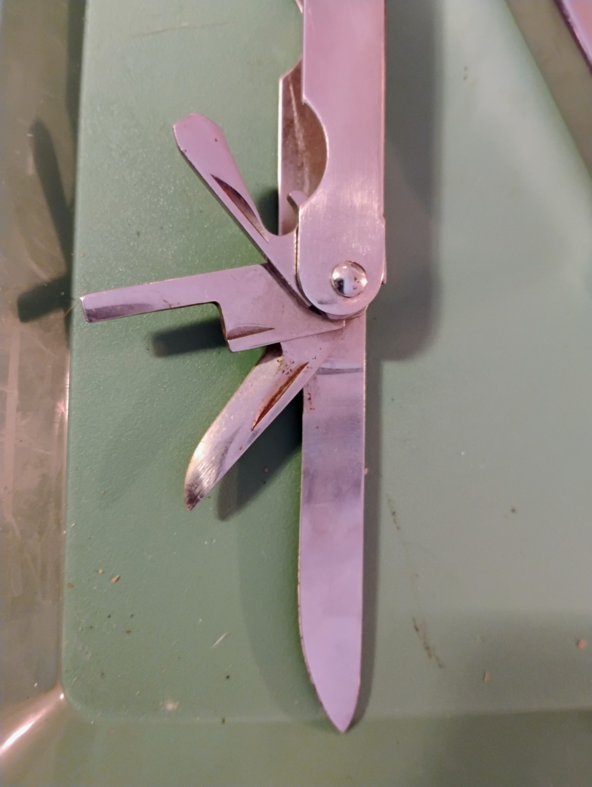 American Camper Multi Tool Pre-Loved Rarely Used