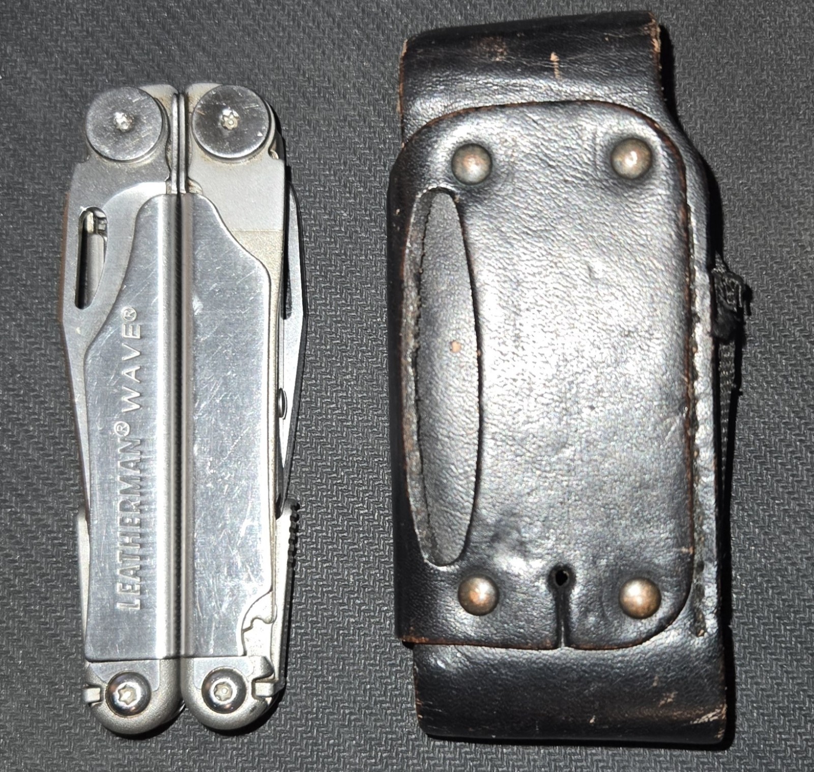 Leatherman Wave Multi-Tool Multitool Pliers Pocket Knife w/ Sheath