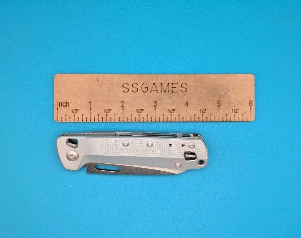 Leatherman Free K2X Pocket Size 8 Tools Stainless Steel Multitool, Silver! NEW!
