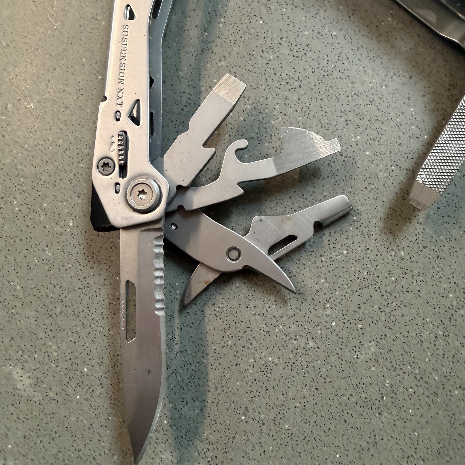 Gerber Suspension NXT Multi Tool Pliers Knife Screwdriver Stainless Steel