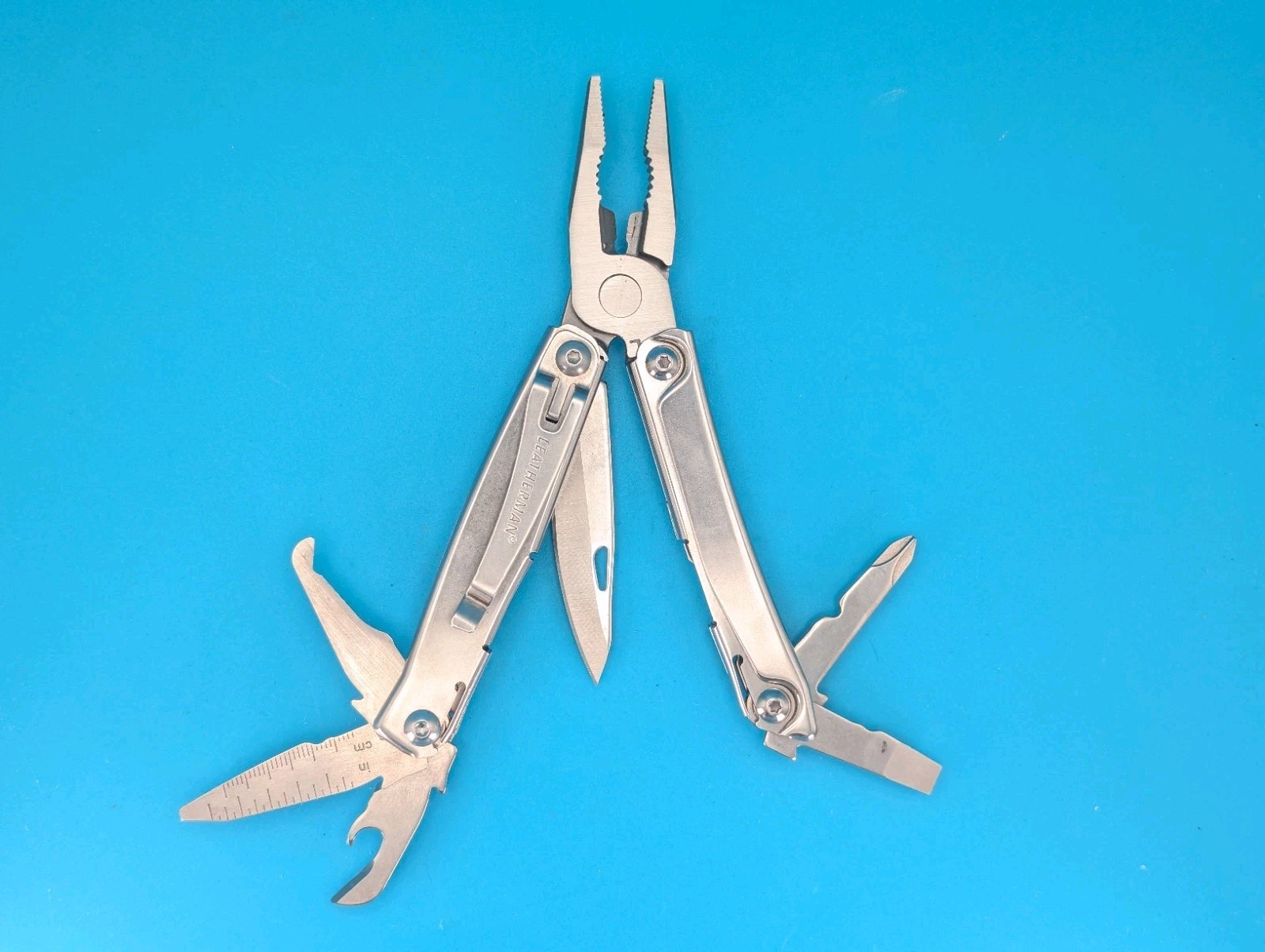 Leatherman Rev 3.8″ Multi-Tool, Stainless!