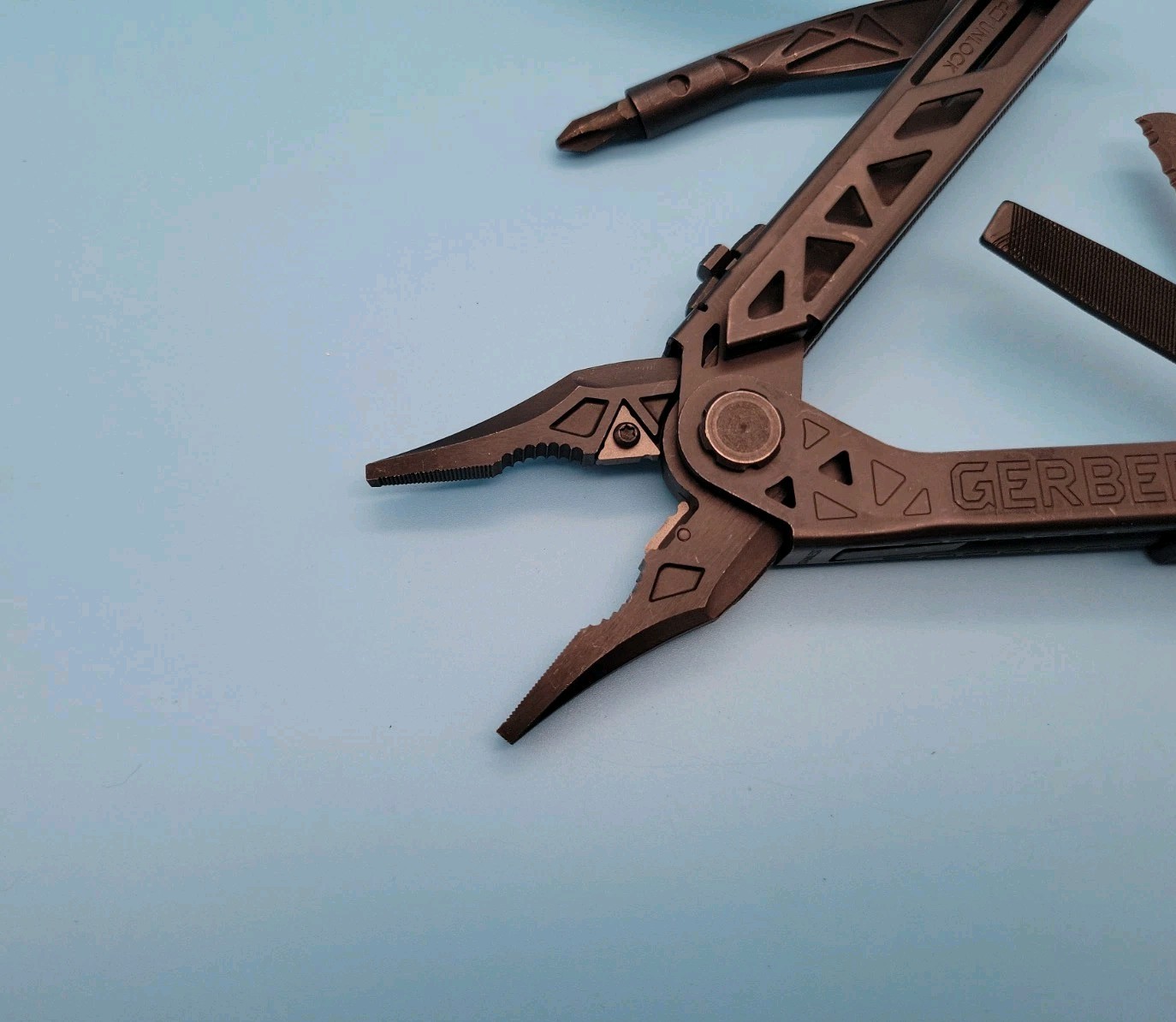 Gerber Center Drive Multi-Tool w/Sheath – Black – Pliers, Knife – USA