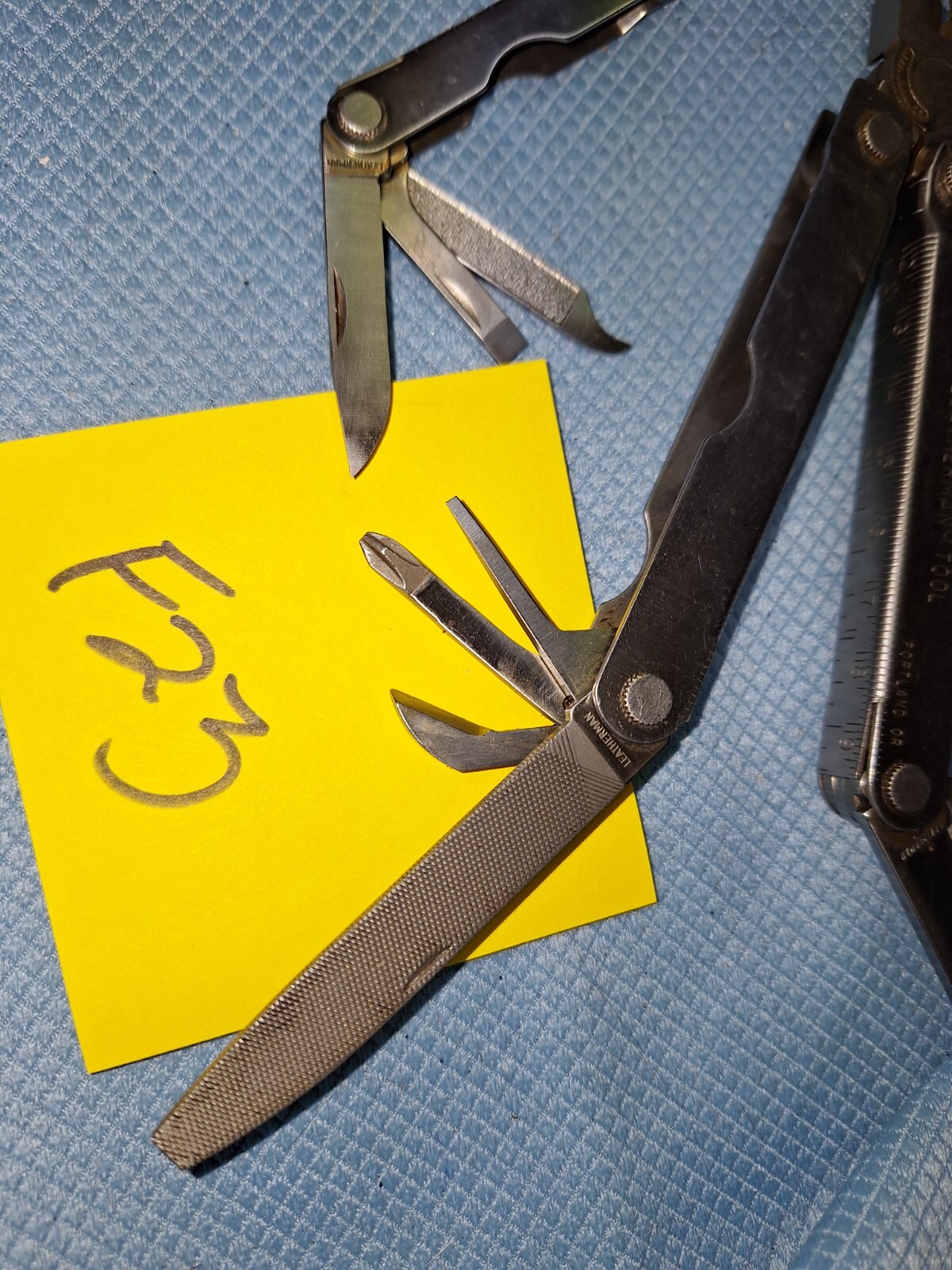 1 LEATHERMAN ORIGINAL PST Multi Tool DATE 98 NICE LOT F23