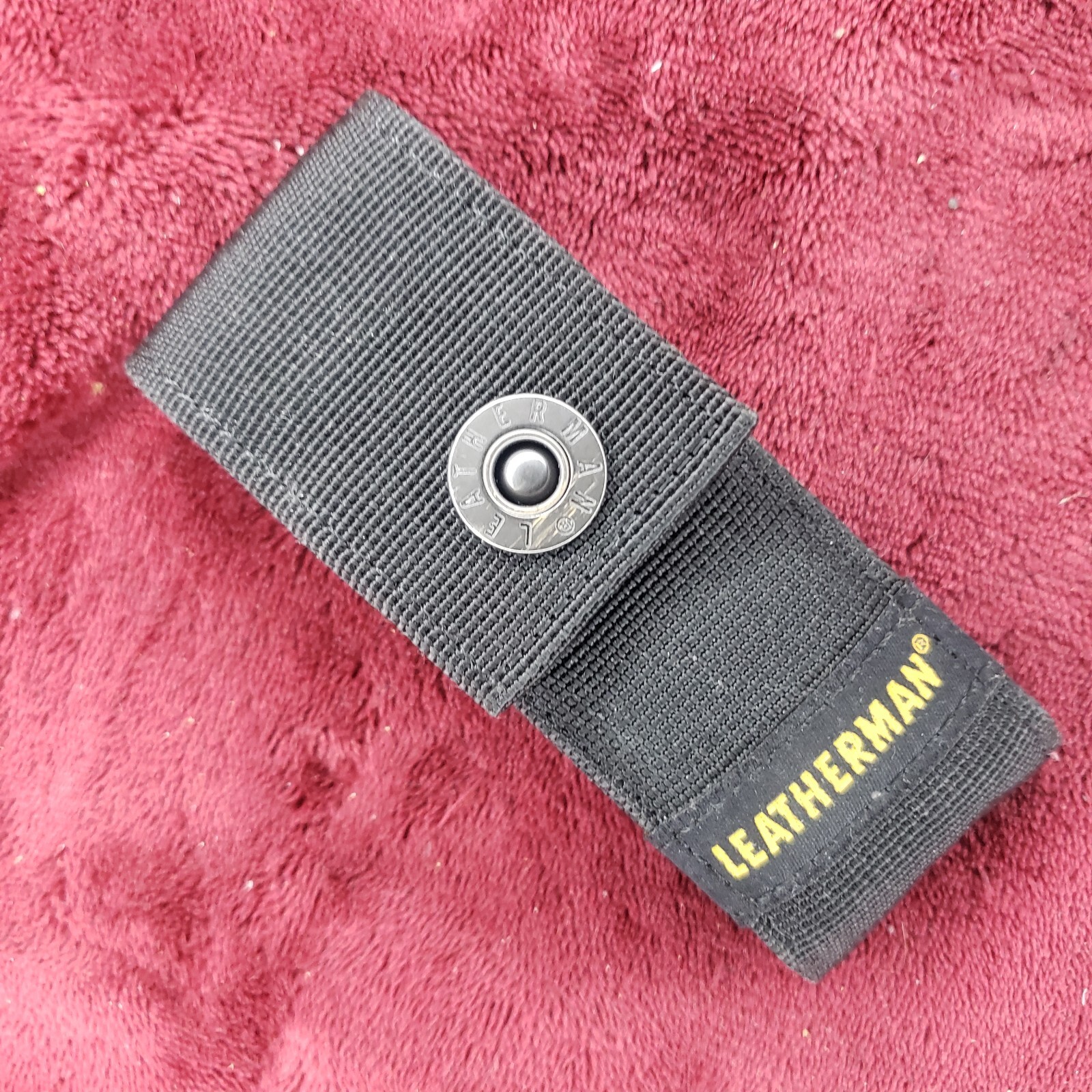 🔪 Leatherman Bolster Multi Tool with Sheath