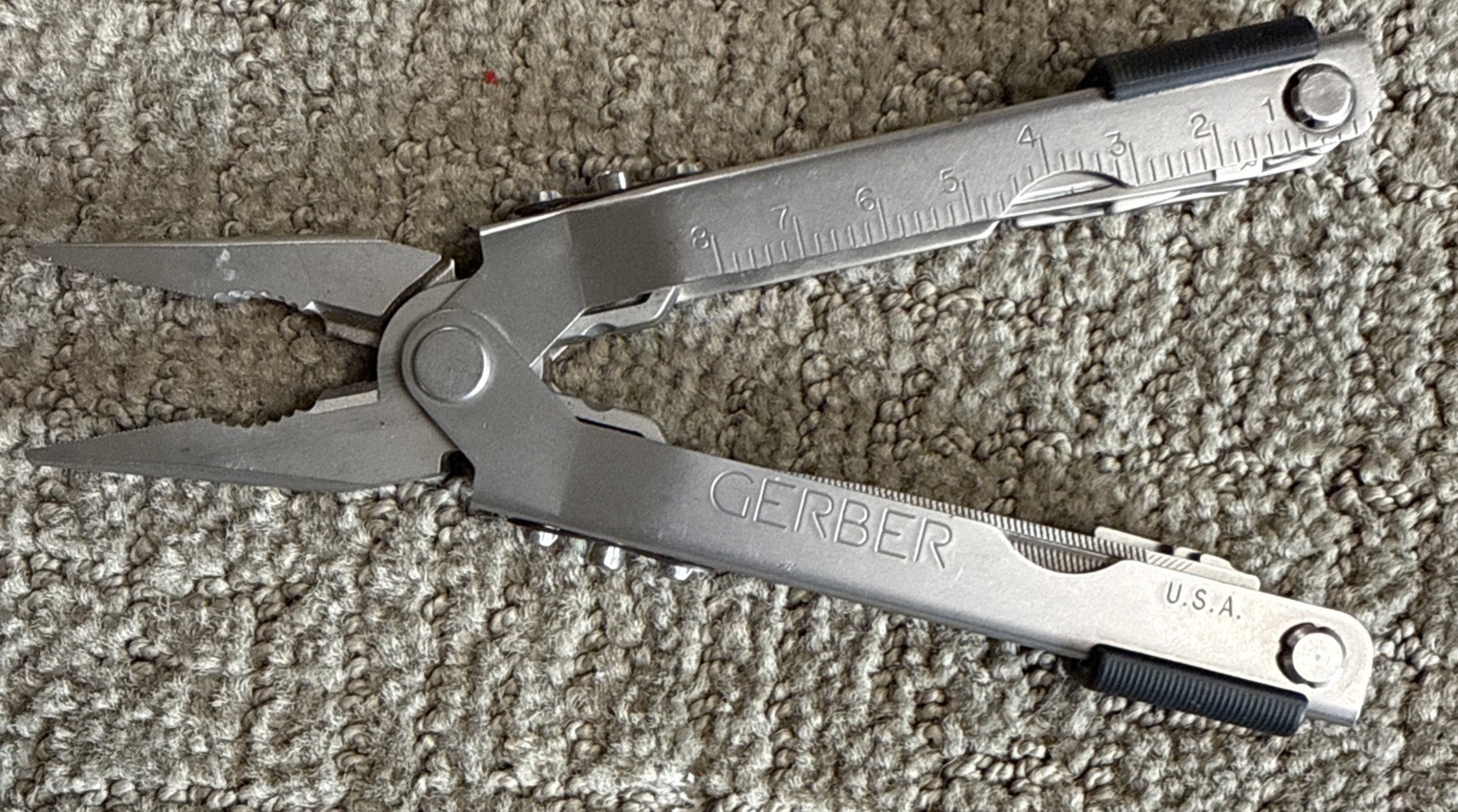 VTG Gerber Multiplier Multi-Tool USA Made Sliding Pliers w/ Sheath Excellent