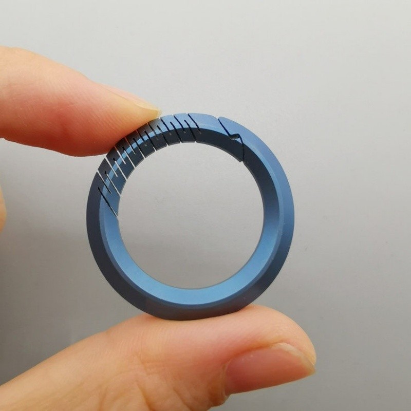 Titanium Car Key Hoop Ring Flexible Rotation Portable EDC Keychain Buckle 360°