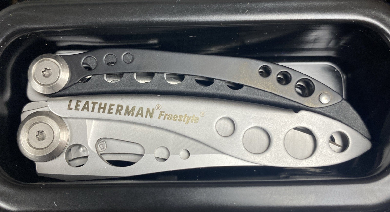 Collectible, Leatherman Freestyle multitool 831078 Discontinued SEE DESCRIPTION