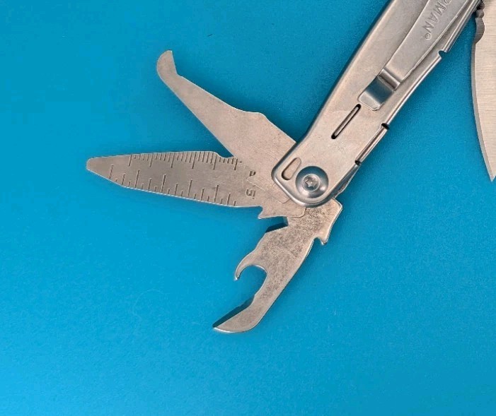 LEATHERMAN WINGMAN MULTI-TOOL! FAST SHIPPING!