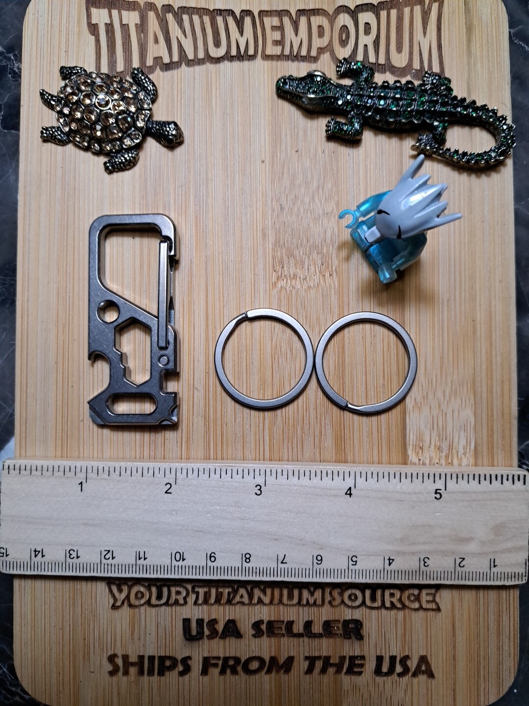 EDC TITANIUM CARABINER MULTI-TOOL