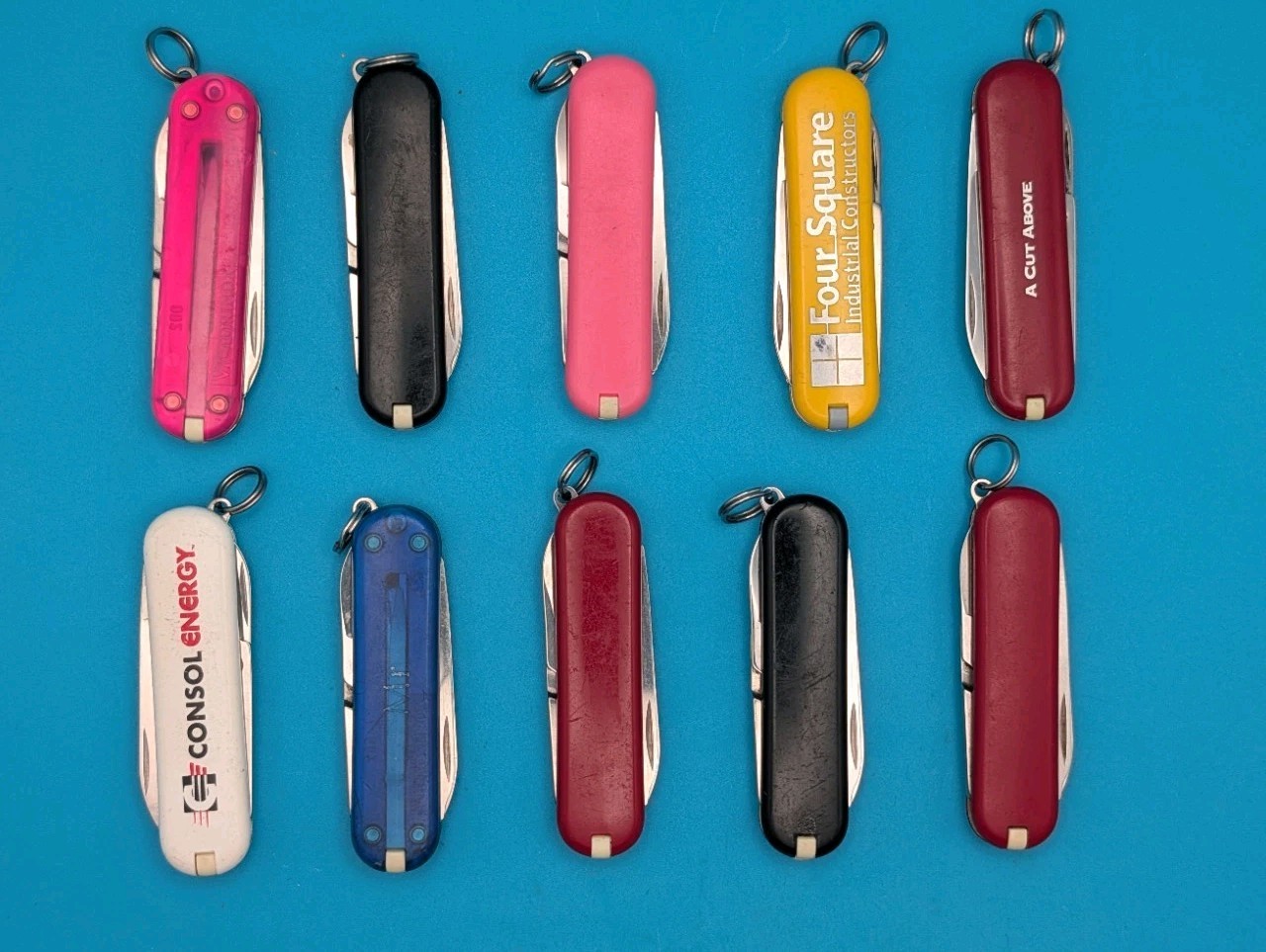 Lot of 10 Victorinox Classic Swiss Army Knife Multi Tools!