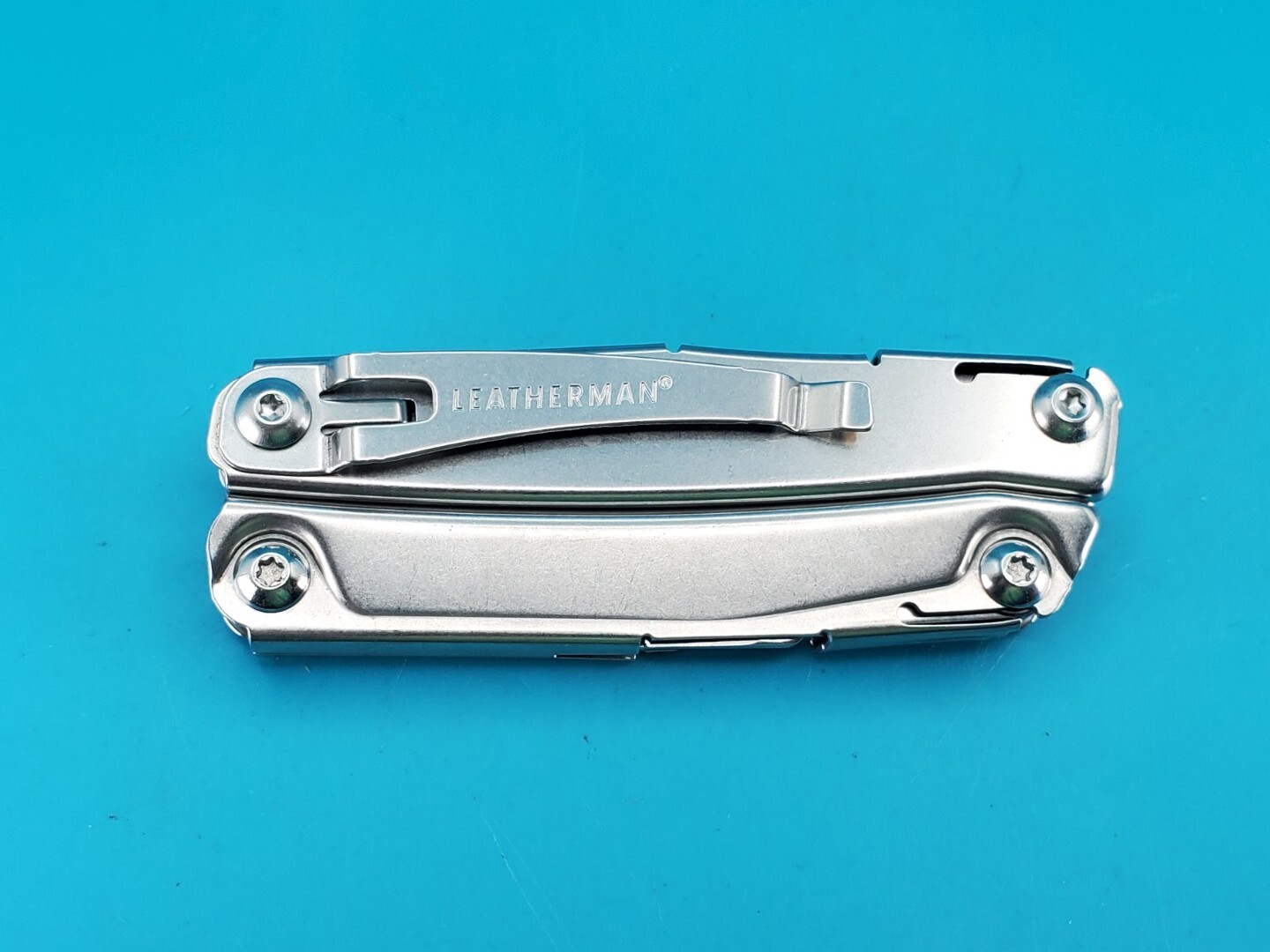Leatherman Rev 3.8″ Multi-Tool, Stainless!