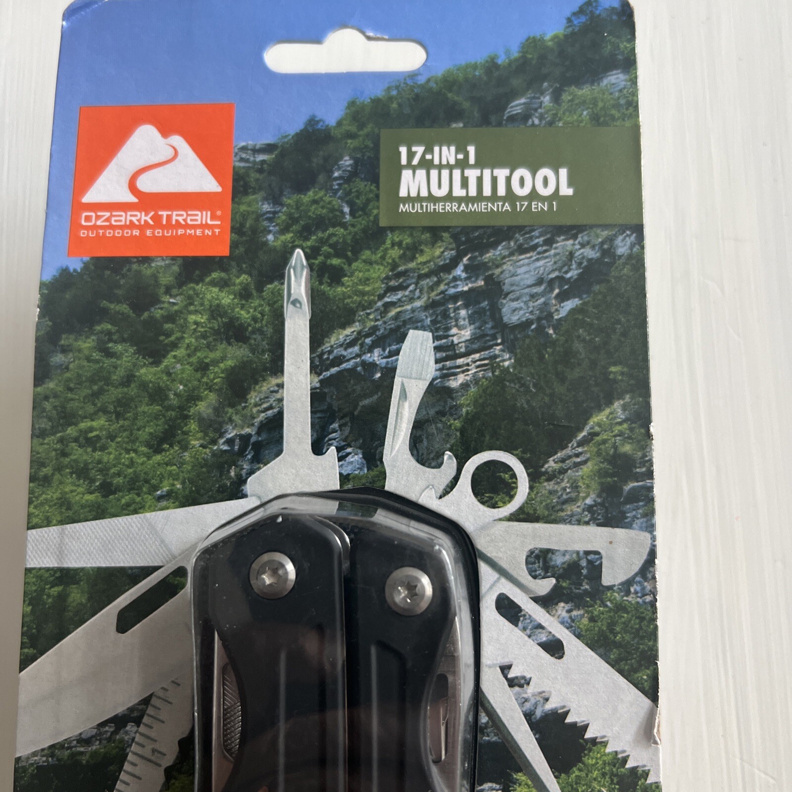 Ozark Trail 2119 17 in 1 Multitool