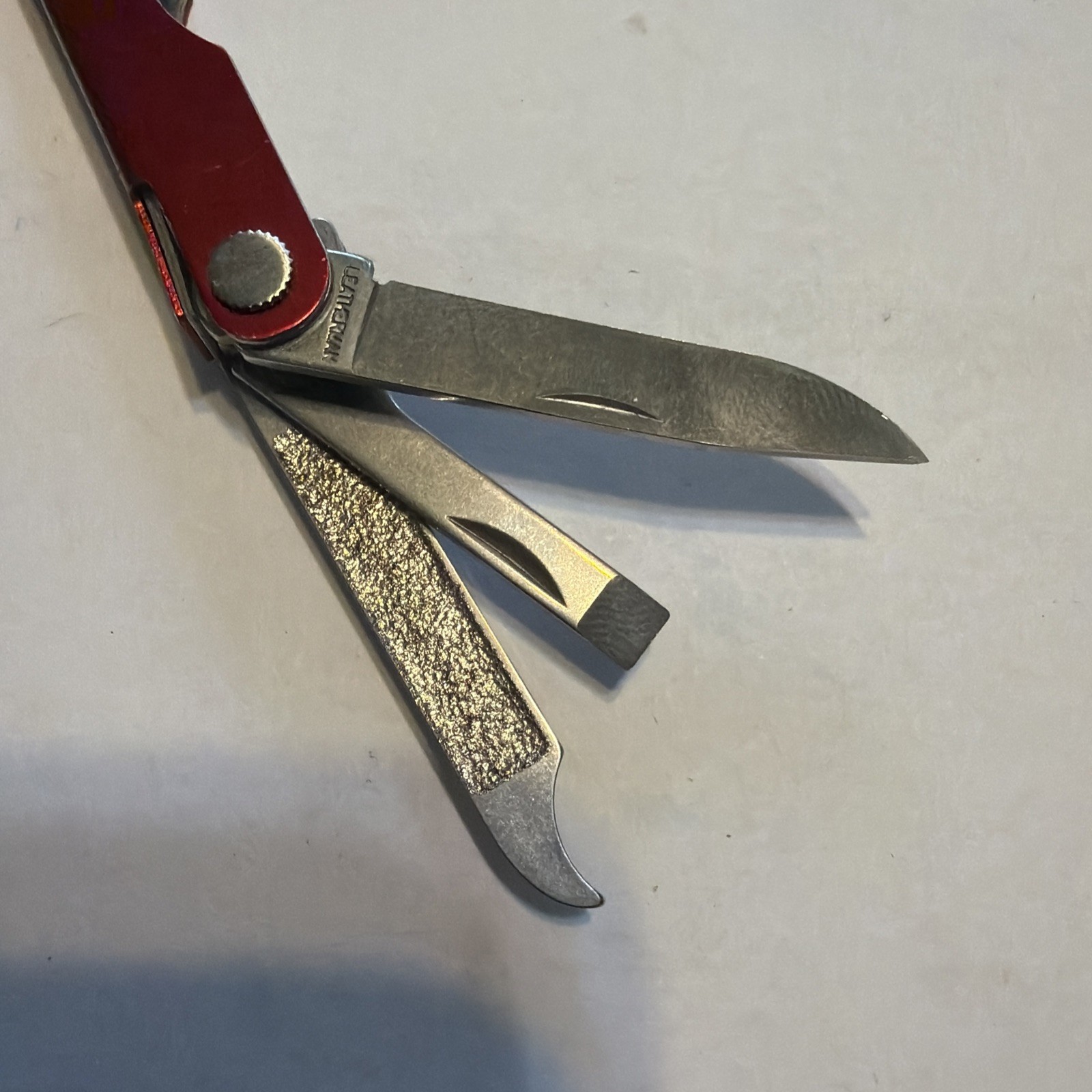 Leatherman Micra Multi-Tool, Knife, Scissors, Key Ring, Red , Stainless.