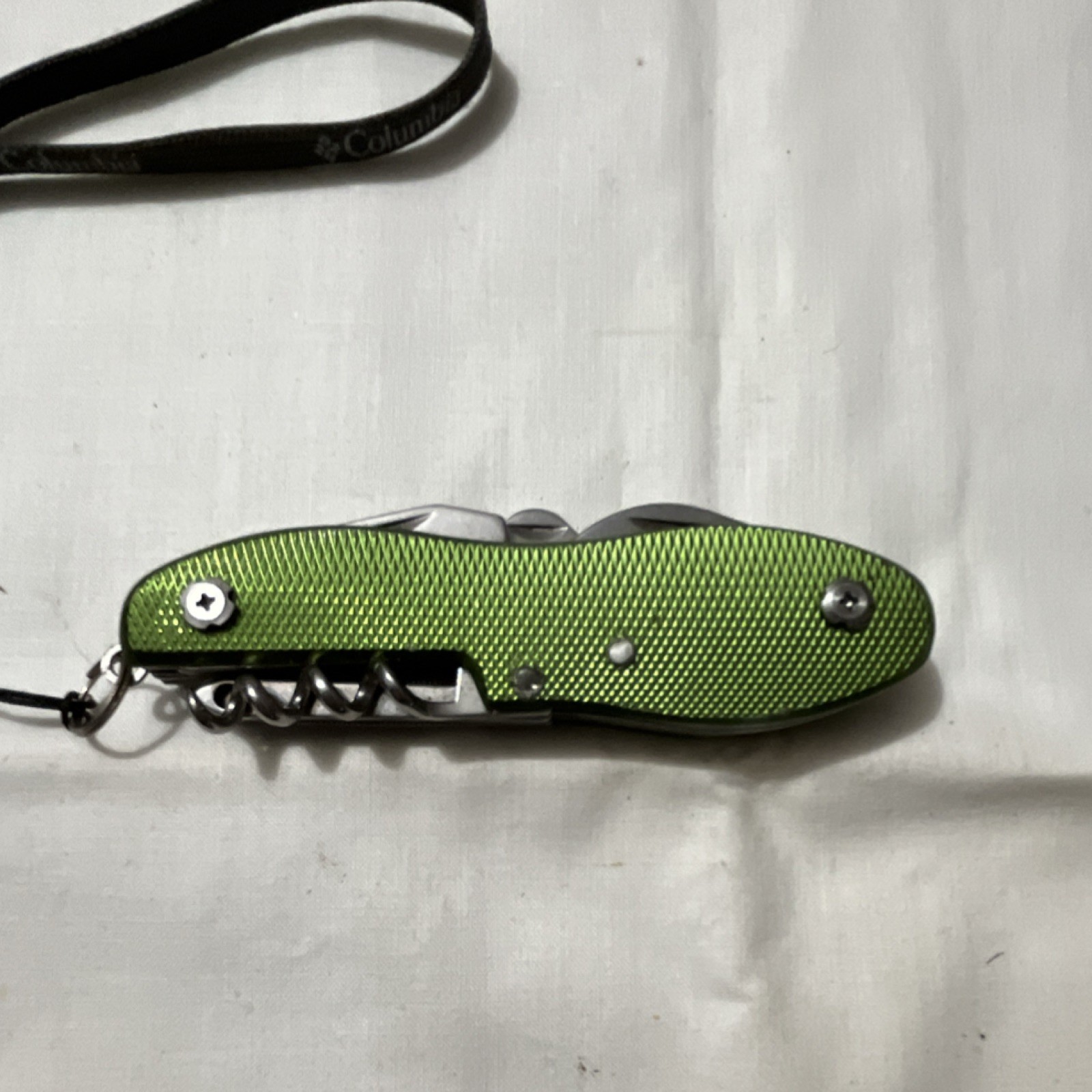Columbia Multi-Tool Knife Stainless Steel Green Silver Scissors Corkscrew