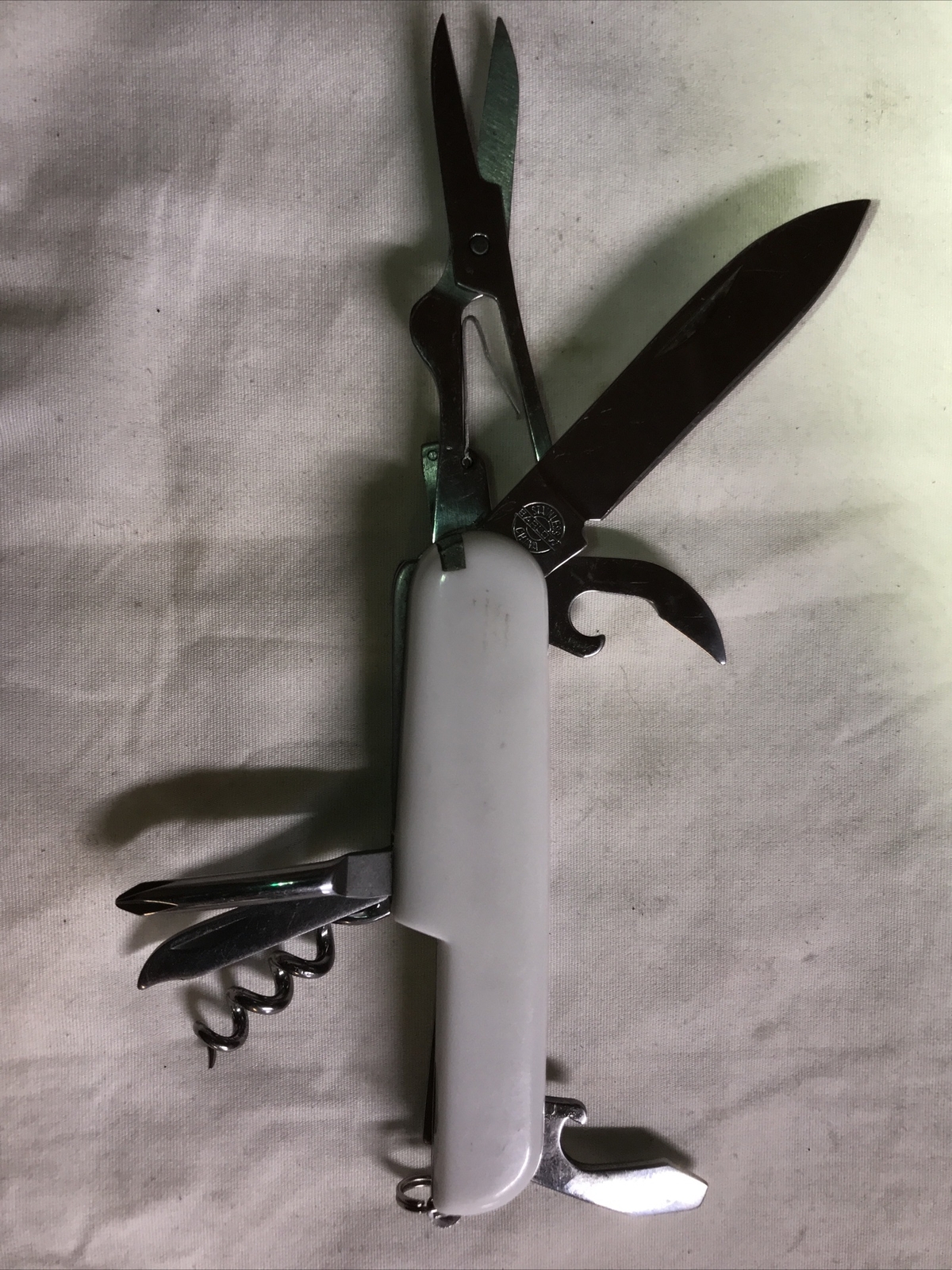 Barlow Stainless China Survival Pocket knife missing 1 Tweezer Exc Condition!!!!
