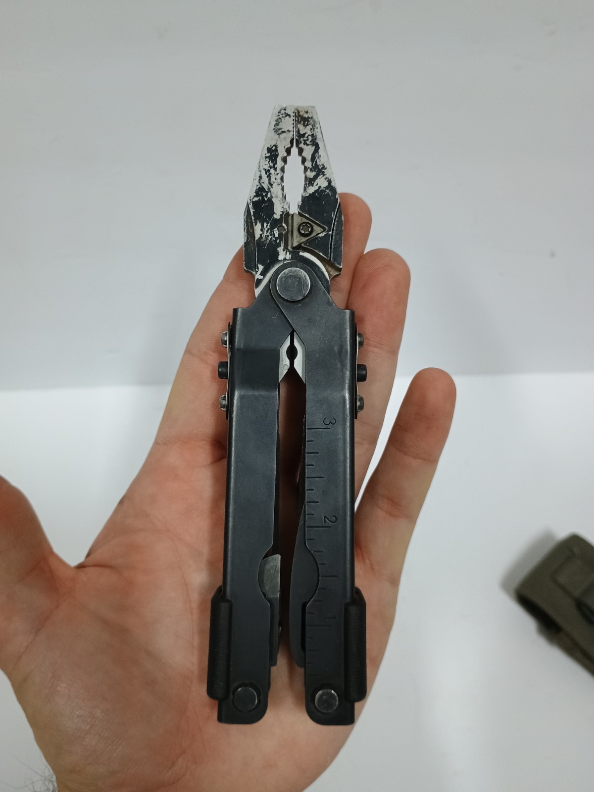 Gerber MP600 Multi Tool Multi plier Military Issue Black Camo Sheath w/Allen Key