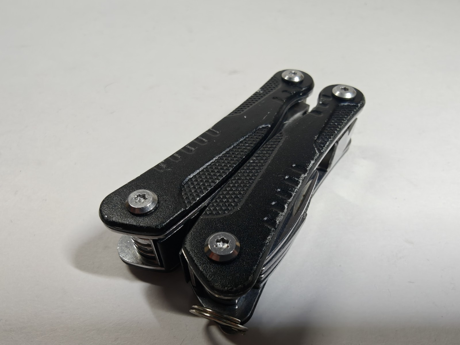 Smith’s & Trades Pro Multi Tool Lot of 2 – Pliers Knife Screwdriver EDC