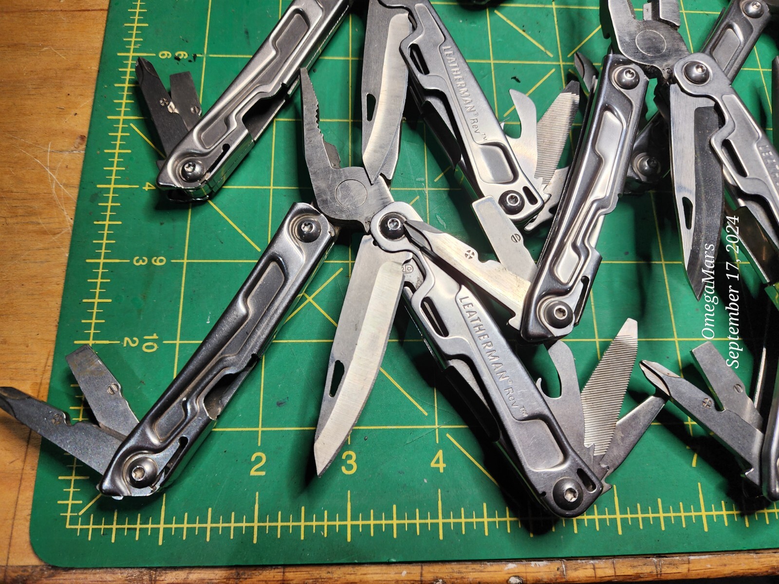 Leatherman Rev one at random great conditions. x1(ONE) per order