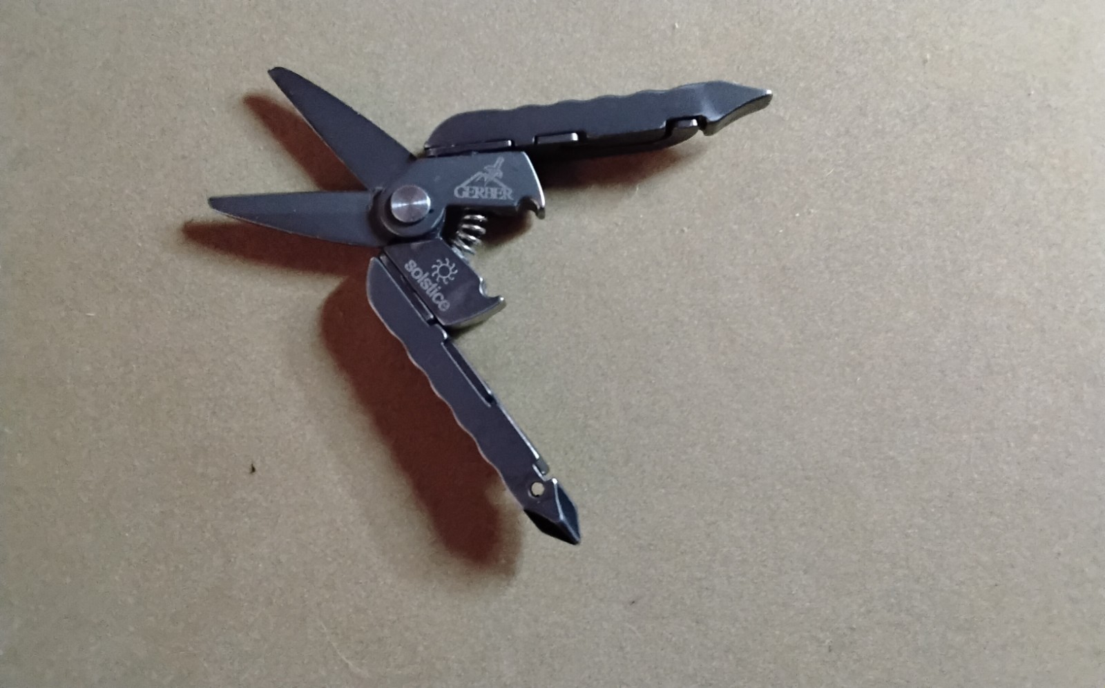 Gerber Solstice Folding Multi-Tool And 4 Other Multi Tools Lot