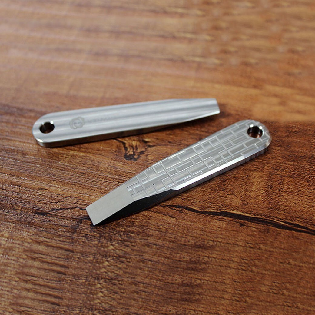Titanium EDC Multifunction Tool Crowbar Bag Outdoor Lightweight Non Fade Gift