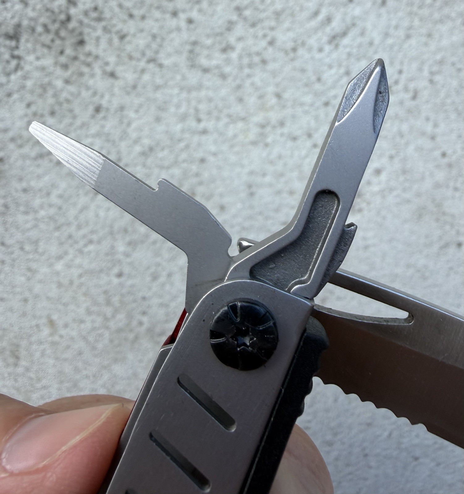 GERBER OCTANE RED/SILVER MULTI-PLIER MULTI TOOL IN SHEATH DISCONTINUED, RARE EXC