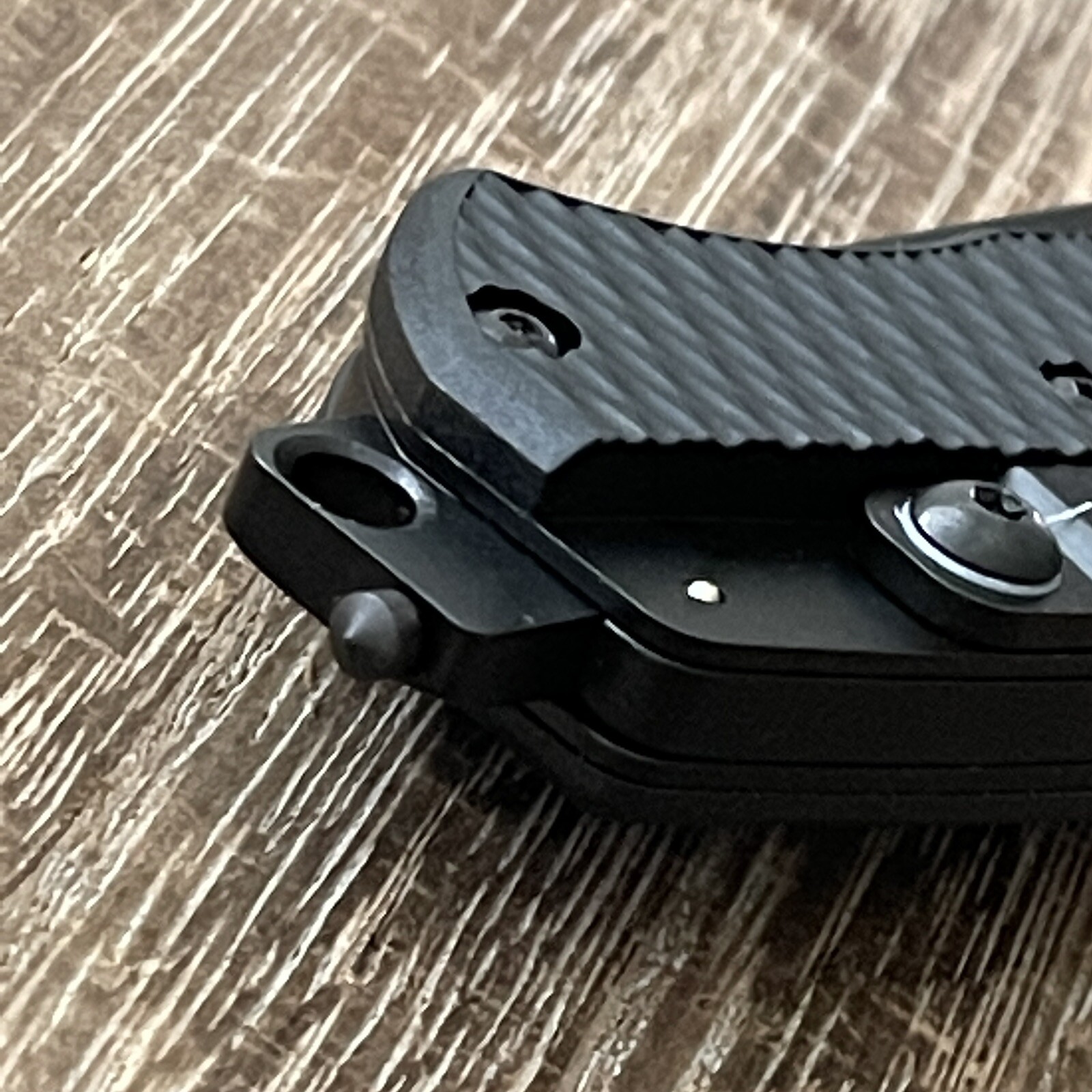 Gerber Hinderer rescue firefighter, paramedic knife/multi tool. Brand new in box