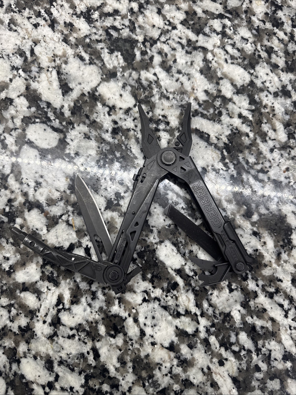 Gerber Center Drive Multi-Tool Black