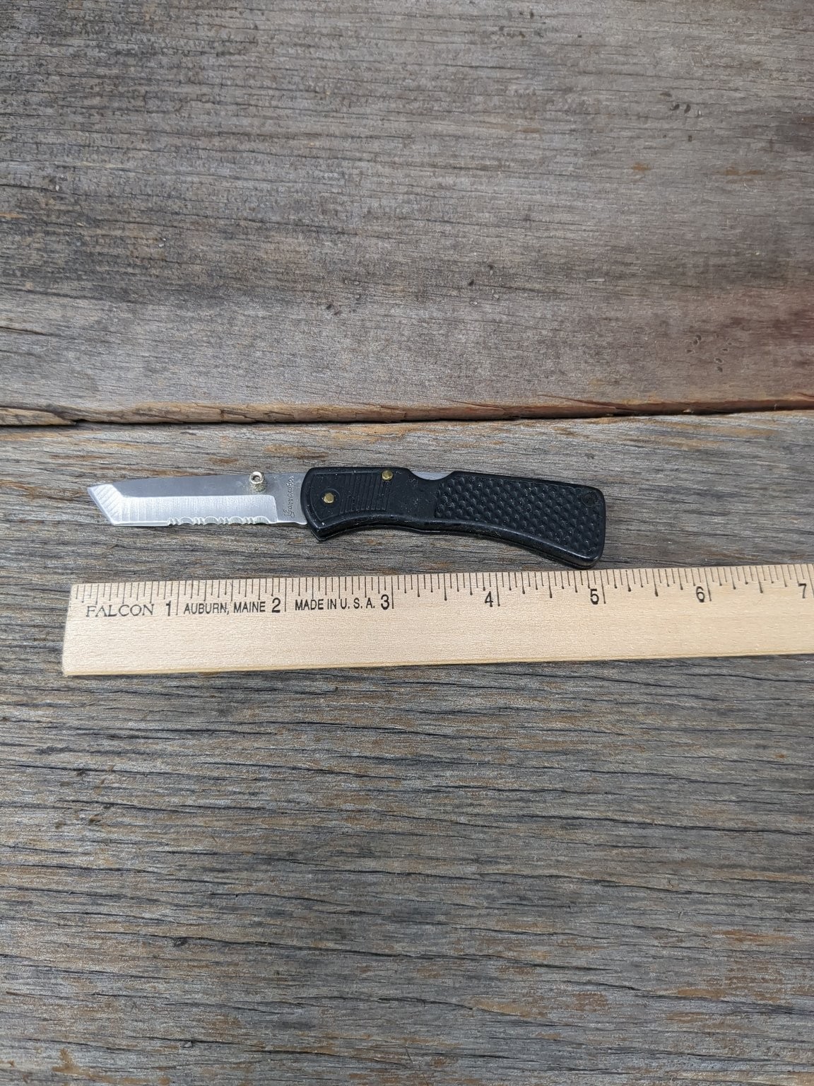 Barracuda Folding Pocket Knife Partially Serrated Stainless Steel China