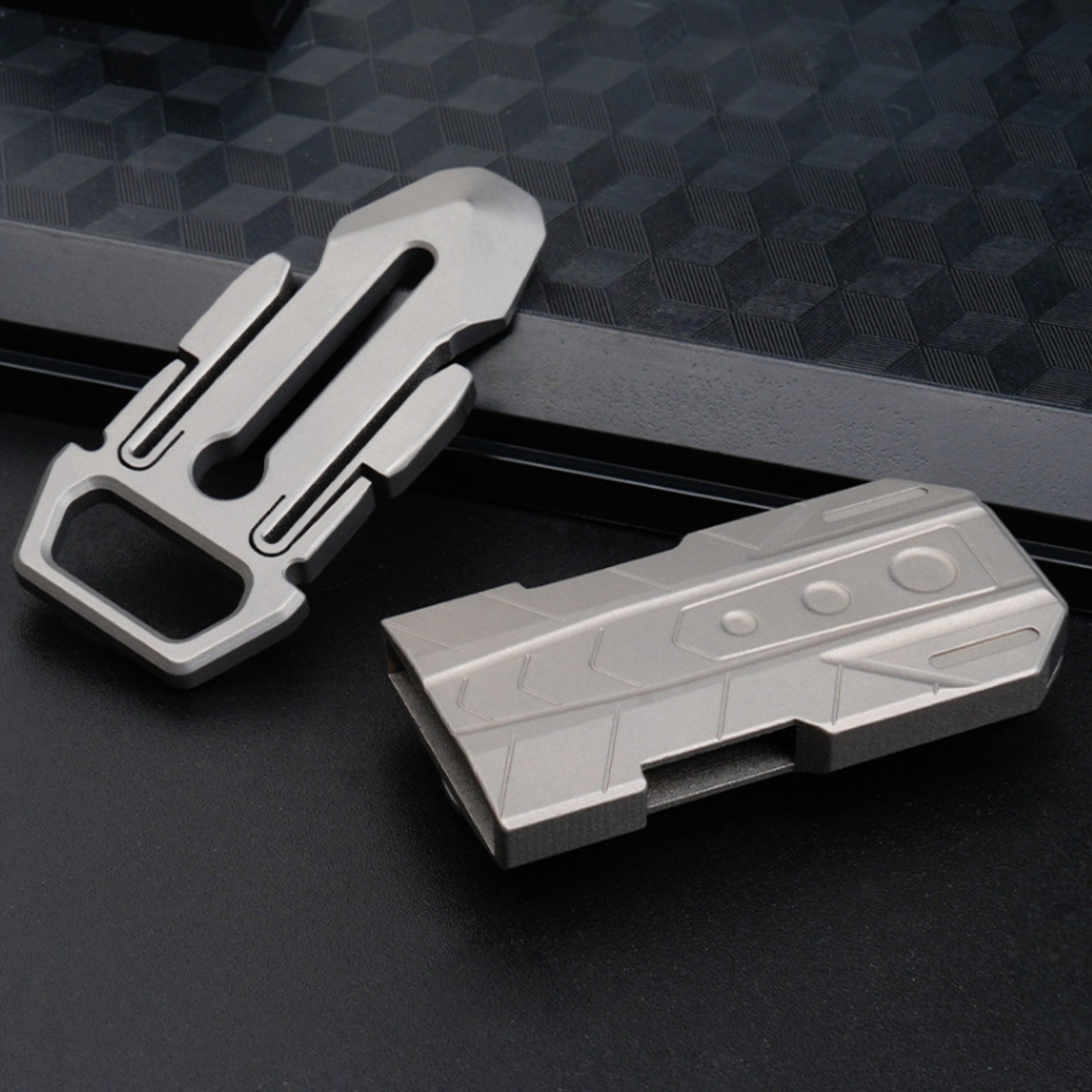 Titanium Alloy Quick Buckle Detach Belt Waist Clip Keychain Holder Hanging EDC