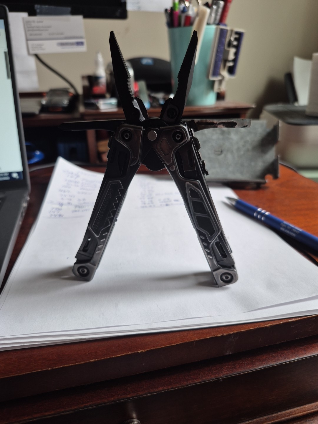 Leatherman One Hand Tool (OHT) Multitool Black Oxide