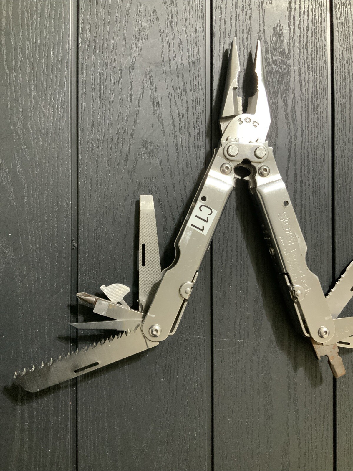 SOG PowerLock Multi tool Black – C11