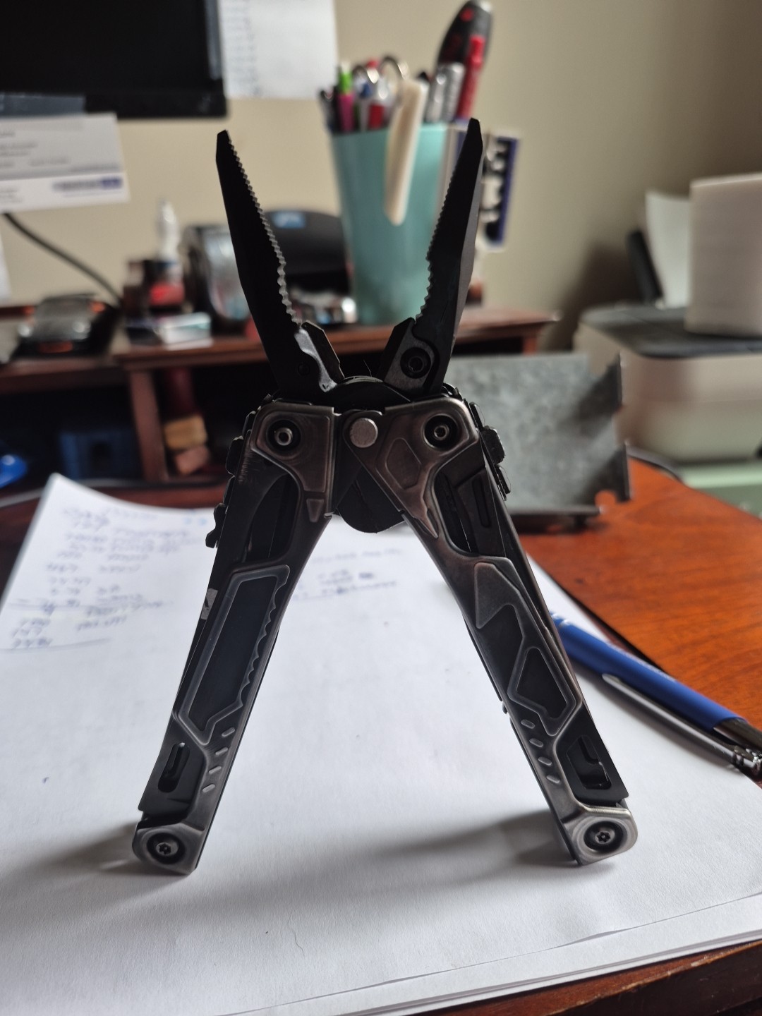 Leatherman One Hand Tool (OHT) Multitool Black Oxide