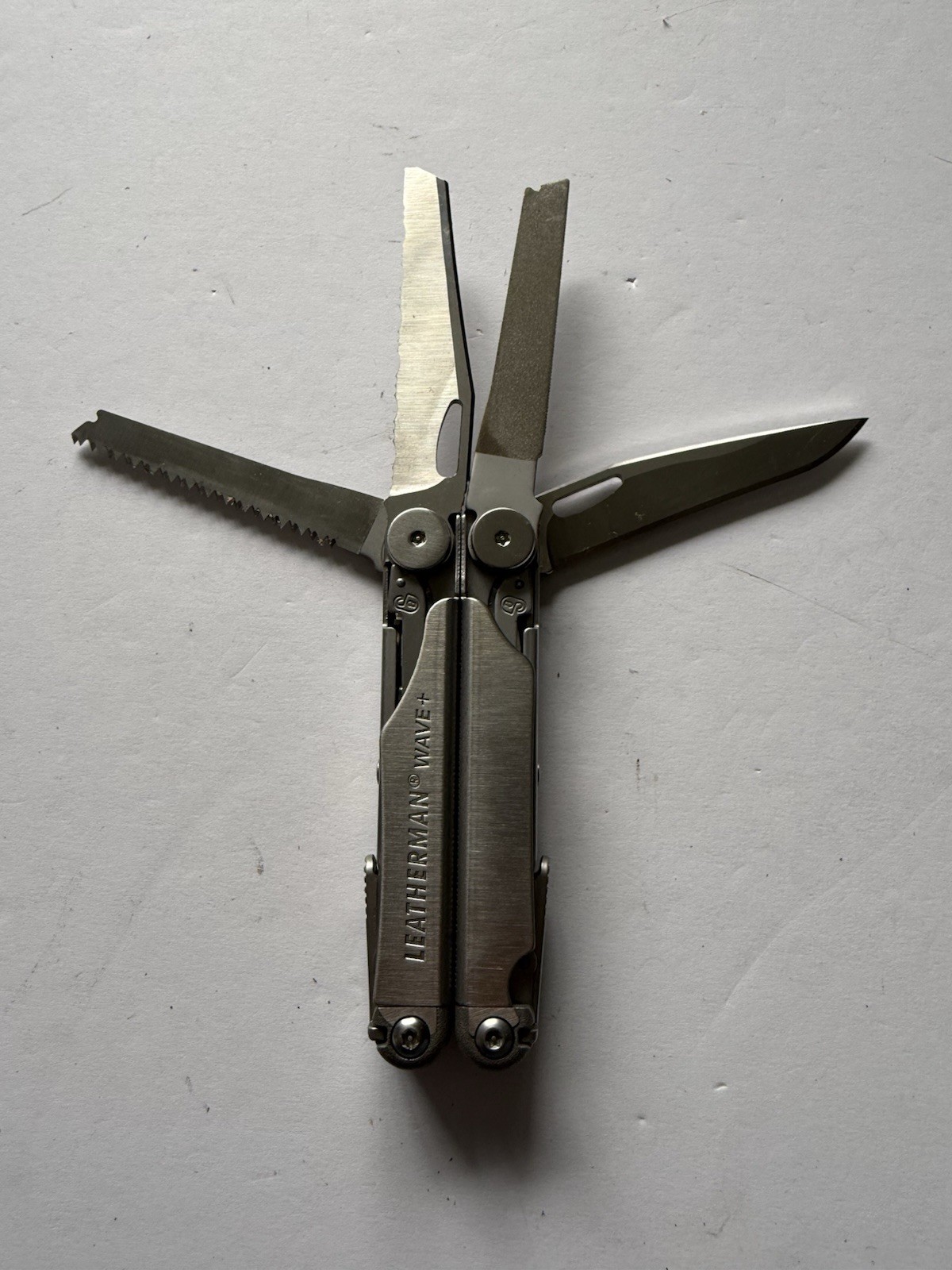 Leatherman Wave Plus Multi-Tool Great Condition w/Sheath