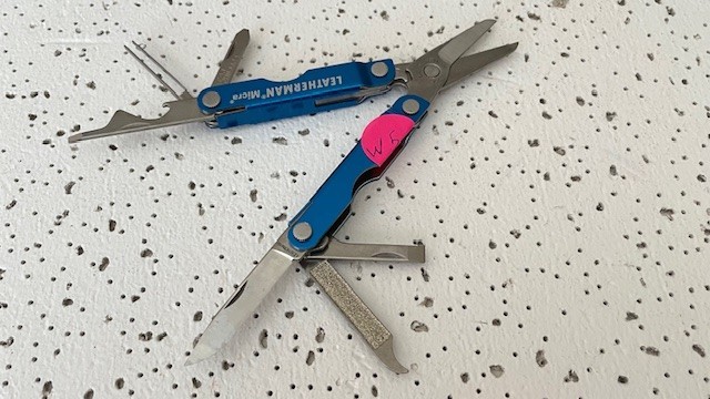 Leatherman Micra Scissors Knife Tweezers File Blue Multi Tool- – – – –