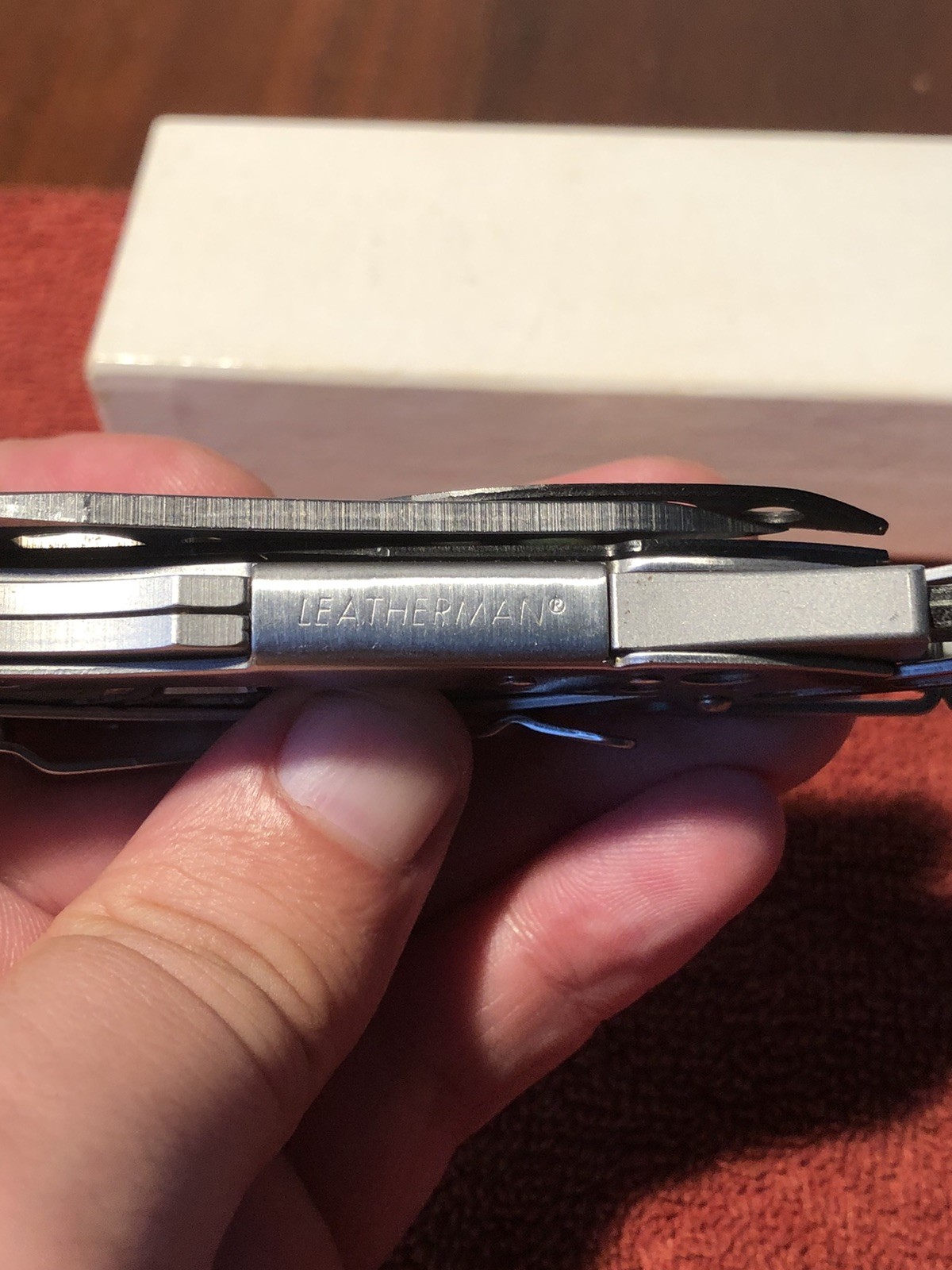 Discontinued RARE Leatherman Skeletool SX Signal Snowboards USA Retired 2013