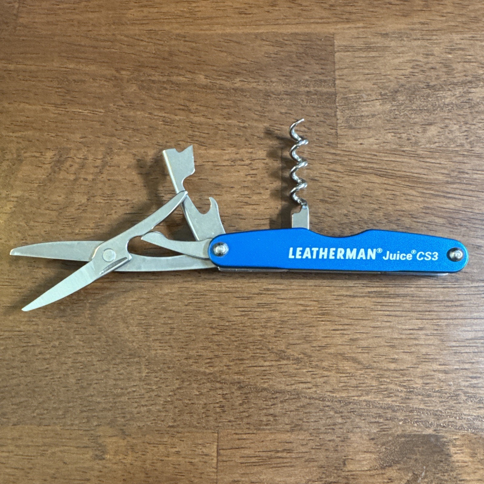 Retired Rare Leatherman Columbia Blue Juice CS3 Multi Tool! Great!